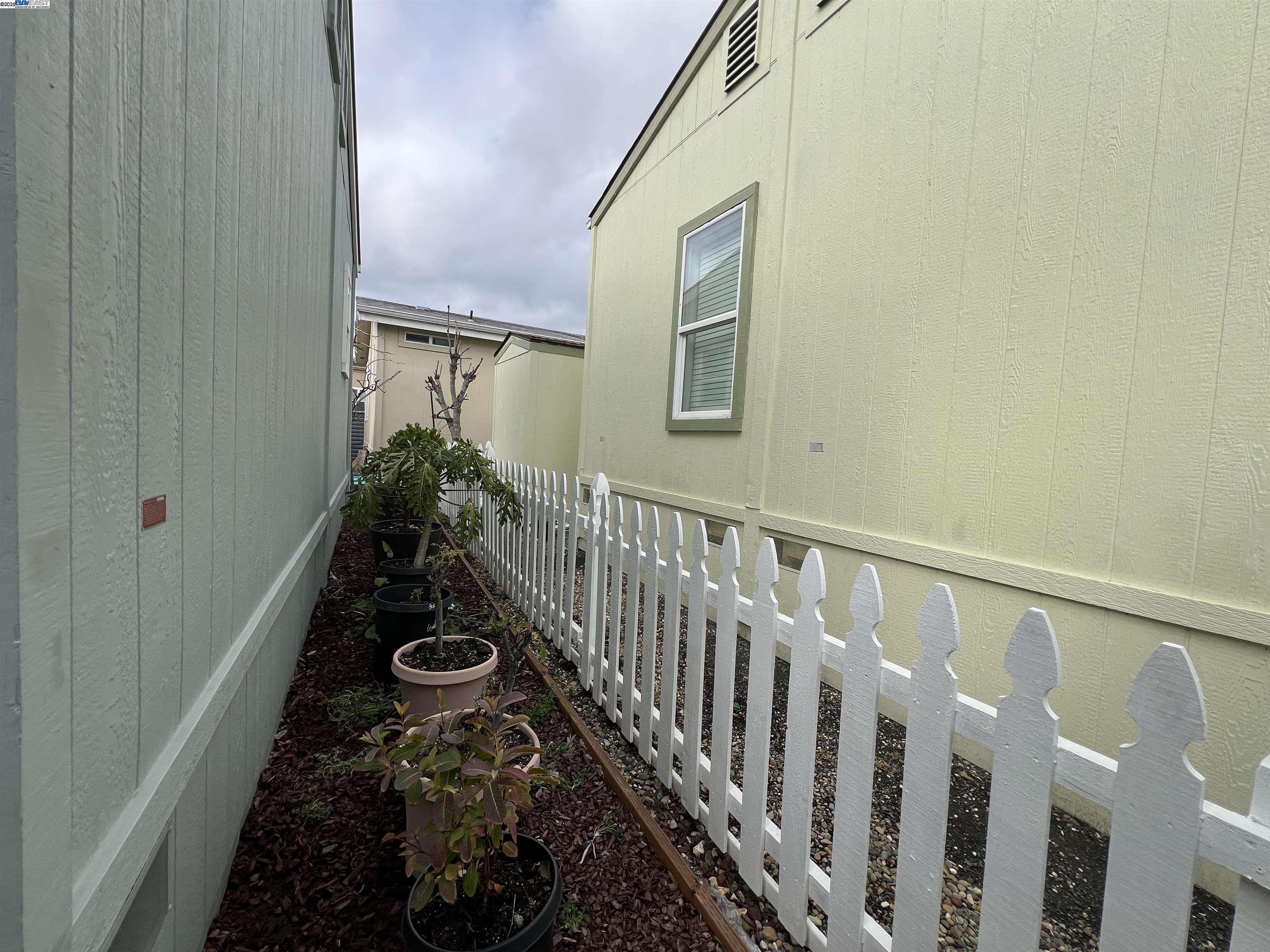 Detail Gallery Image 17 of 17 For 1515 Milpitas #66,  Milpitas,  CA 95035 - 3 Beds | 2 Baths