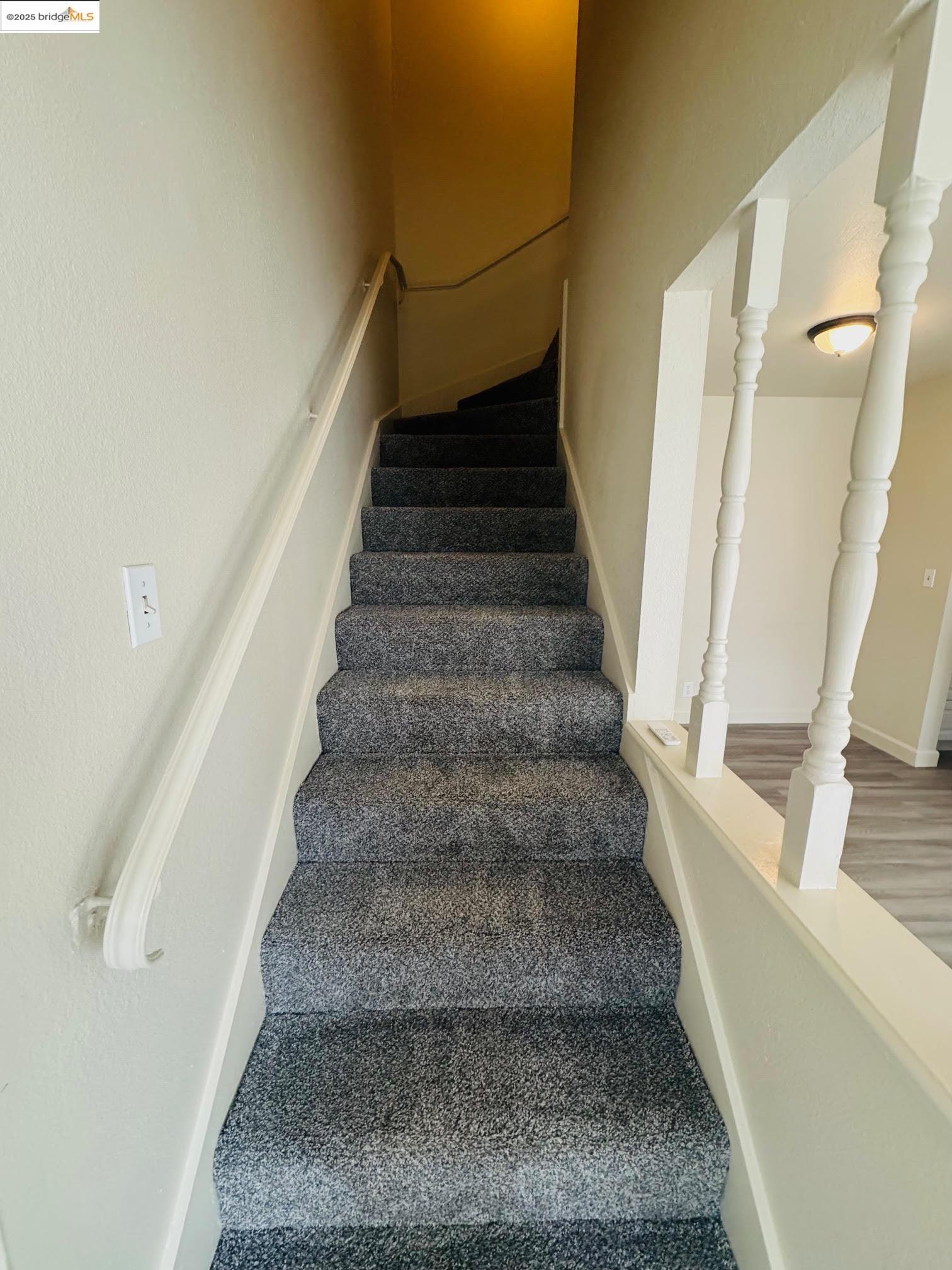 Detail Gallery Image 9 of 9 For 1076 Mohr Ln #B,  Concord,  CA 94518 - 2 Beds | 1/1 Baths