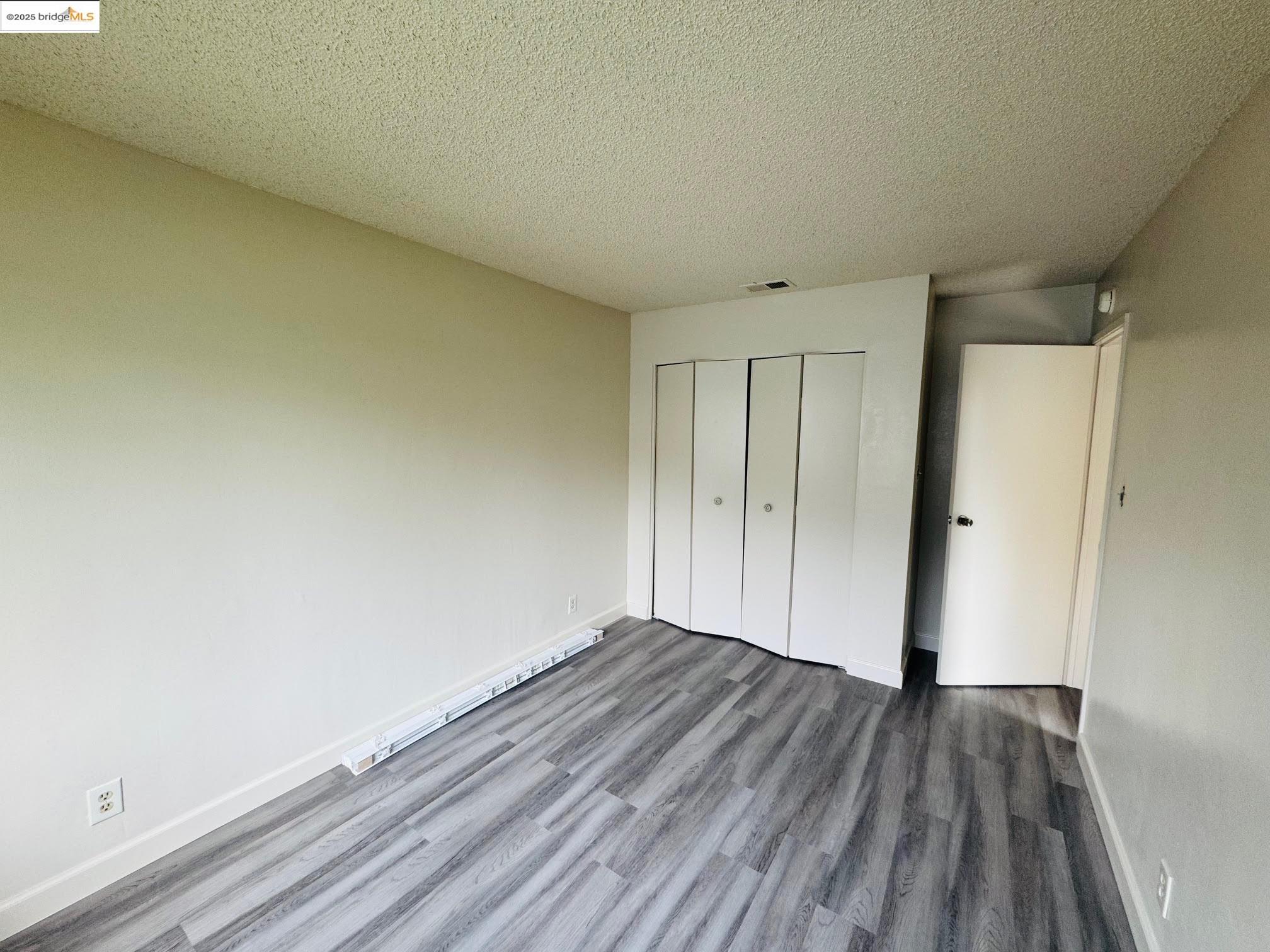 Detail Gallery Image 6 of 9 For 1459 Del Rio Cir #C,  Concord,  CA 94518 - 2 Beds | 1 Baths