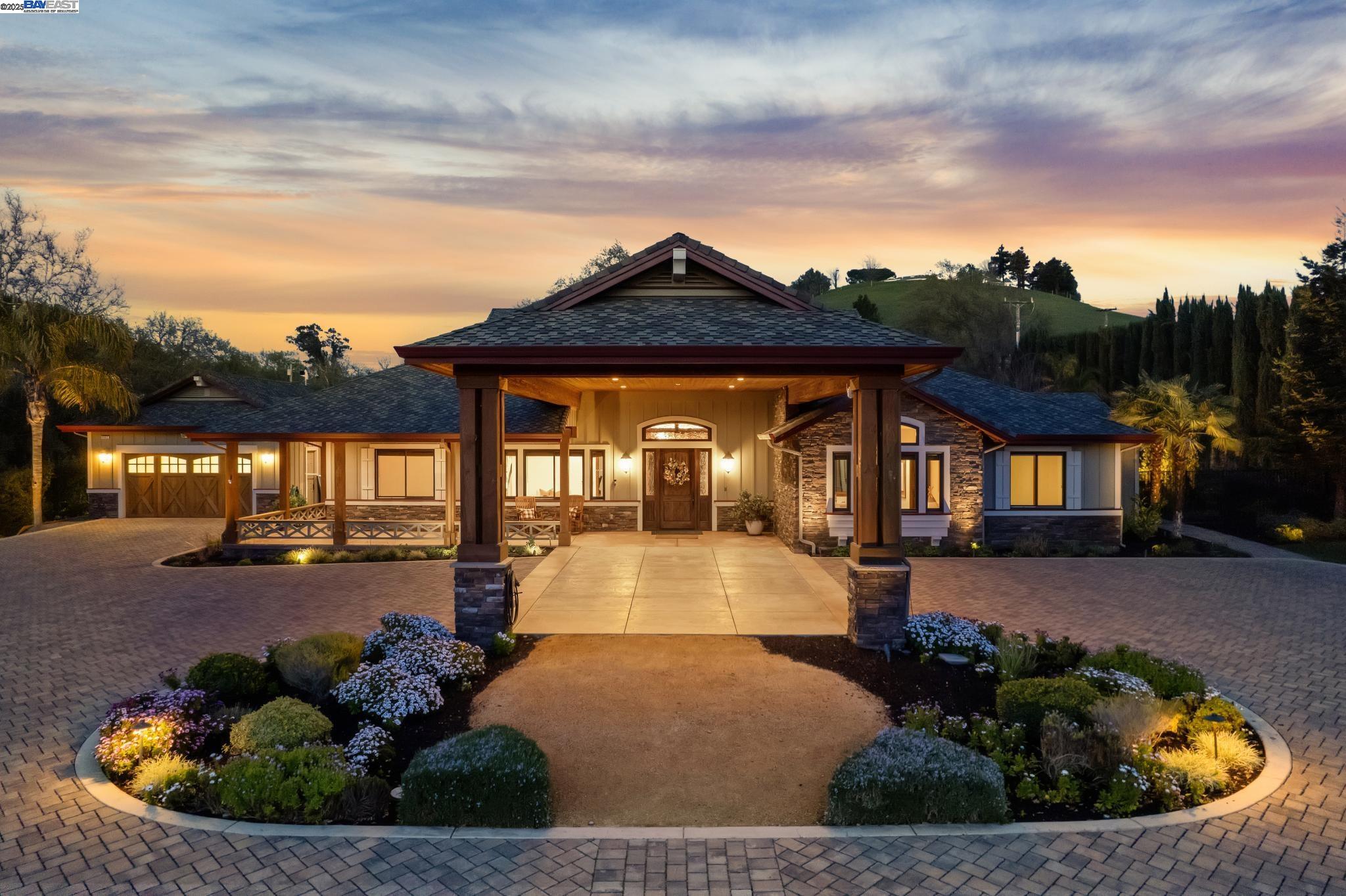 Detail Gallery Image 1 of 1 For 6002 Alisal St, Pleasanton,  CA 94566 - 7 Beds | 5/1 Baths