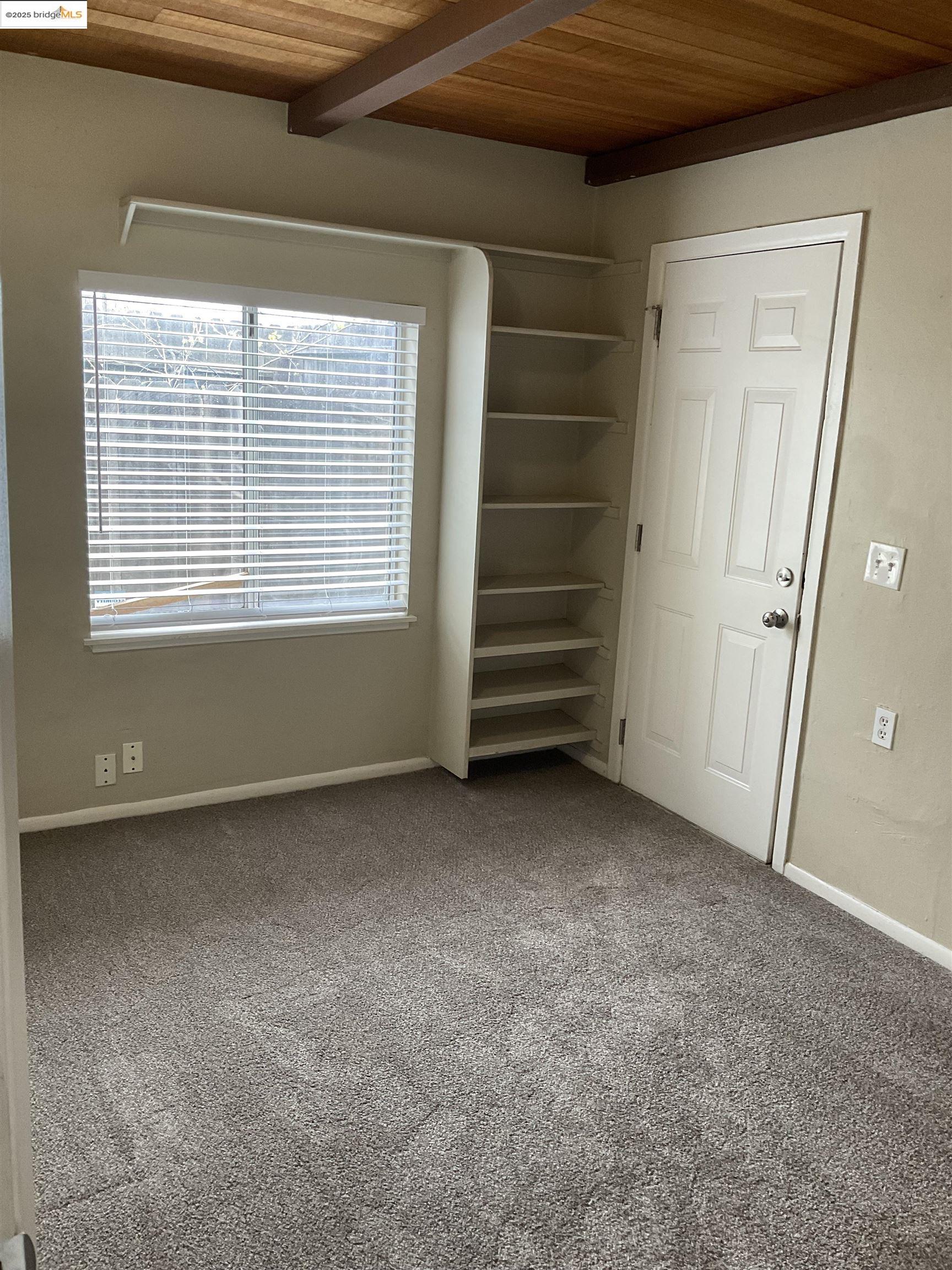 Detail Gallery Image 4 of 6 For 32 O' Neil Court #B,  Oakley,  CA 94561 - 2 Beds | 1 Baths