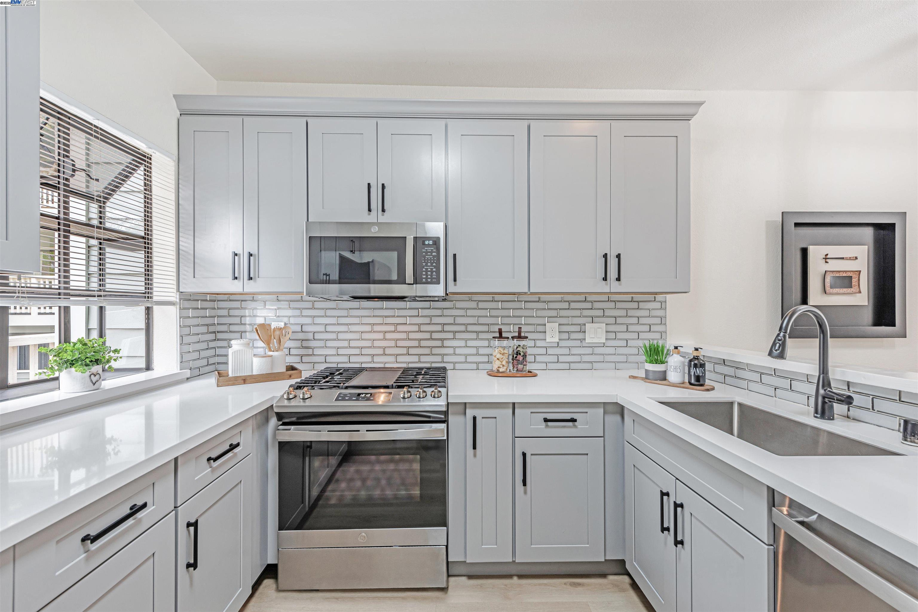 Photo #5: 41090237 Listing 