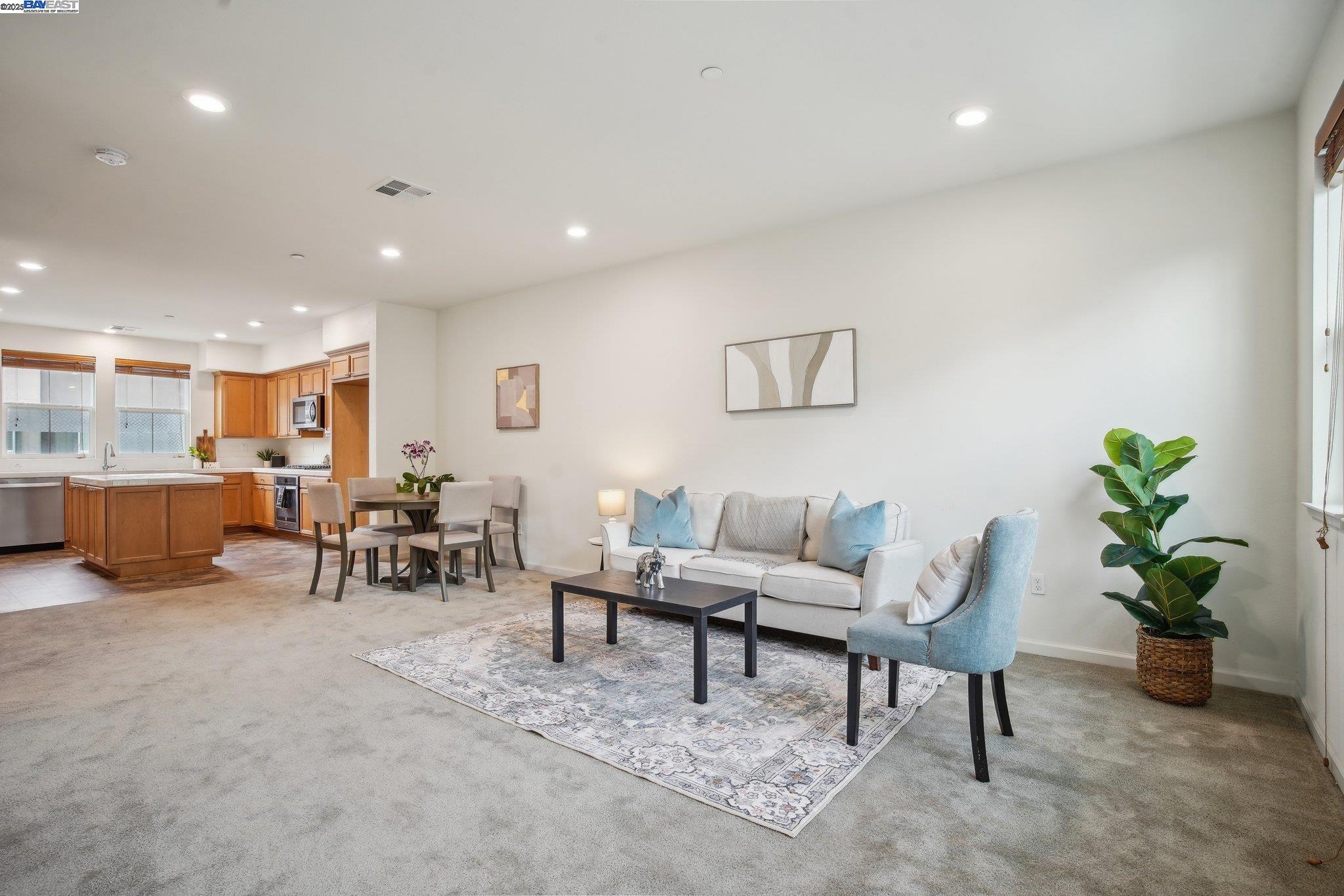 Photo #3: 41090242 Listing 
