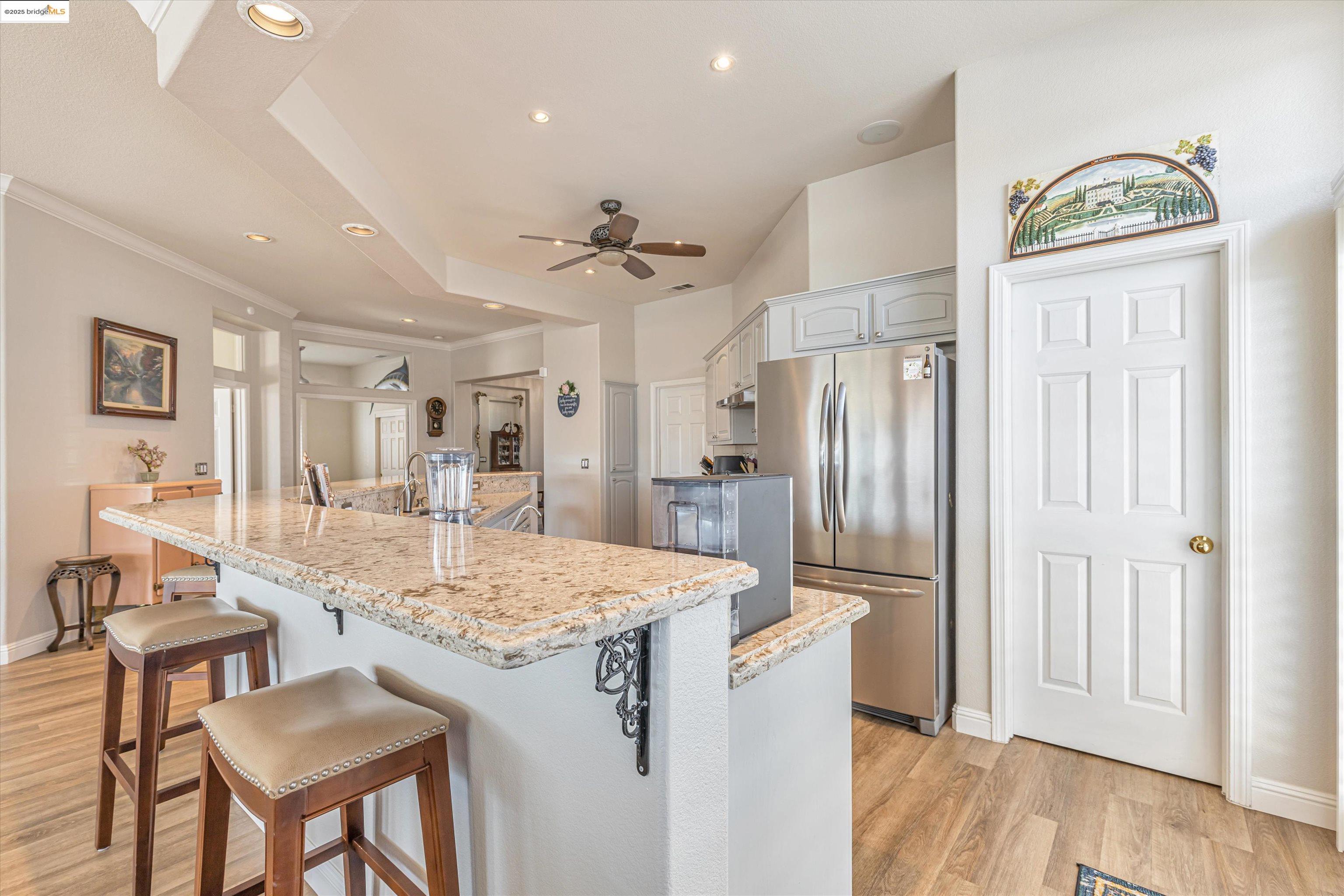 Detail Gallery Image 10 of 27 For 4174 Beacon Pl, Discovery Bay,  CA 94505 - 3 Beds | 2 Baths