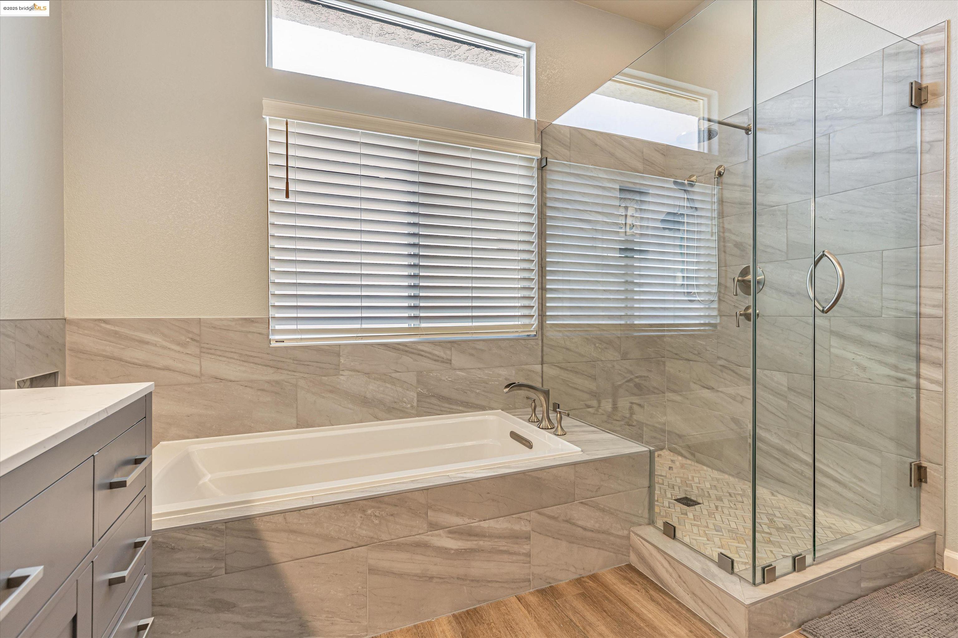 Detail Gallery Image 17 of 27 For 4174 Beacon Pl, Discovery Bay,  CA 94505 - 3 Beds | 2 Baths