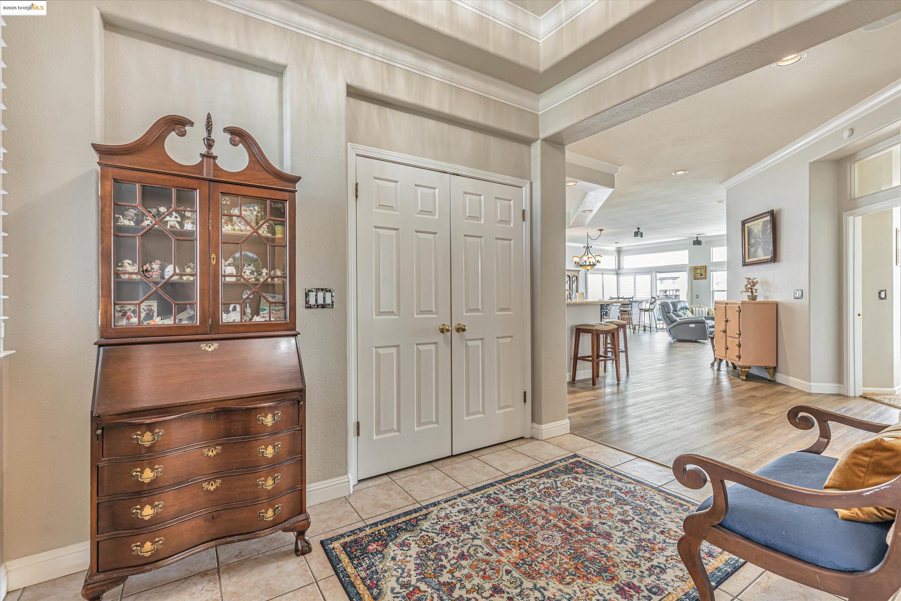 Detail Gallery Image 7 of 27 For 4174 Beacon Pl, Discovery Bay,  CA 94505 - 3 Beds | 2 Baths