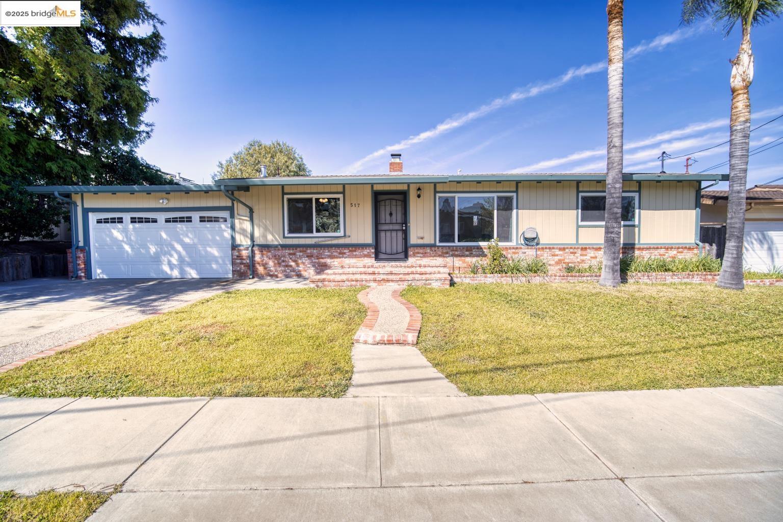 Detail Gallery Image 1 of 1 For 517 Lynn Ave, Antioch,  CA 94509 - 3 Beds | 2 Baths