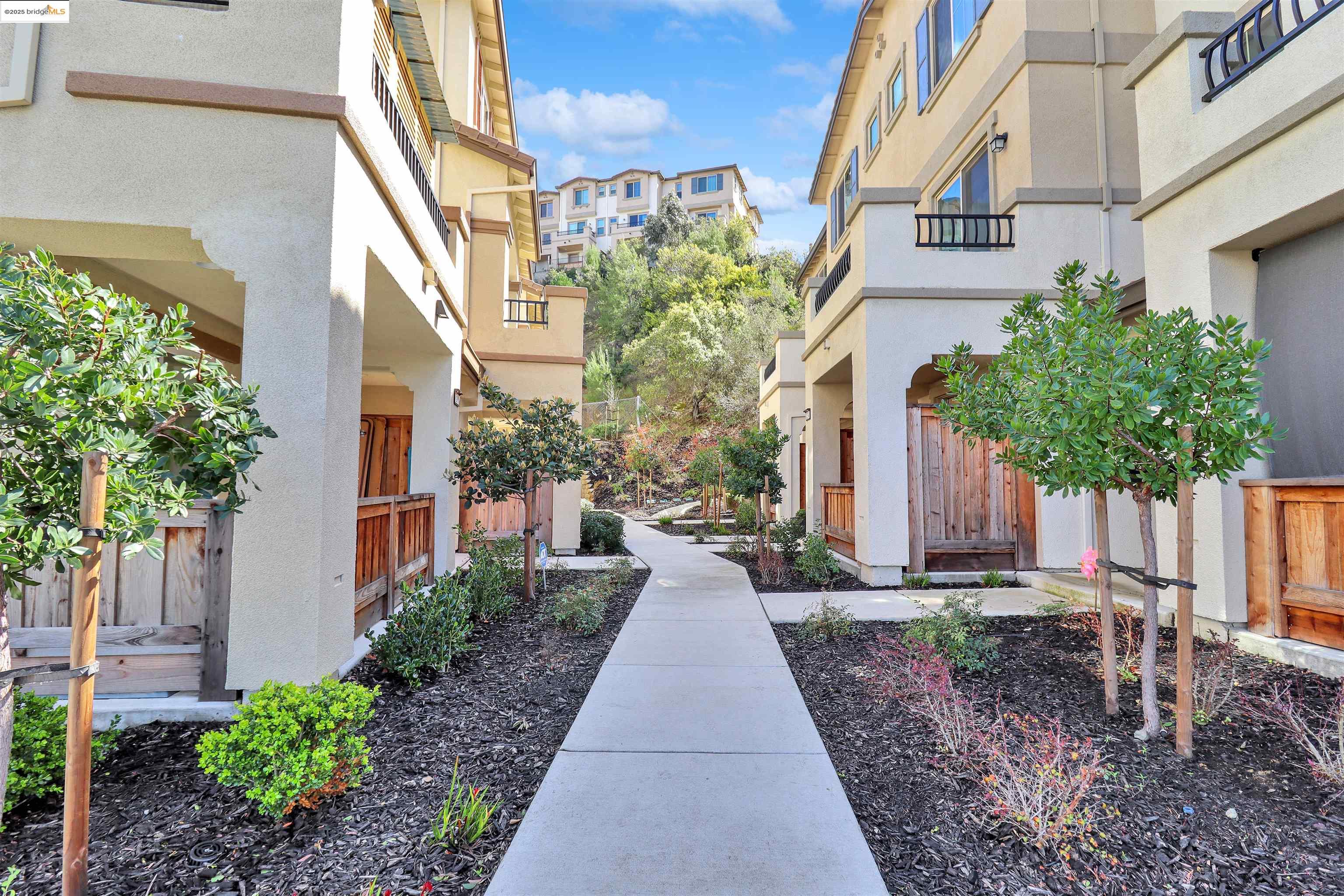 Photo #2: 41090264 Listing 