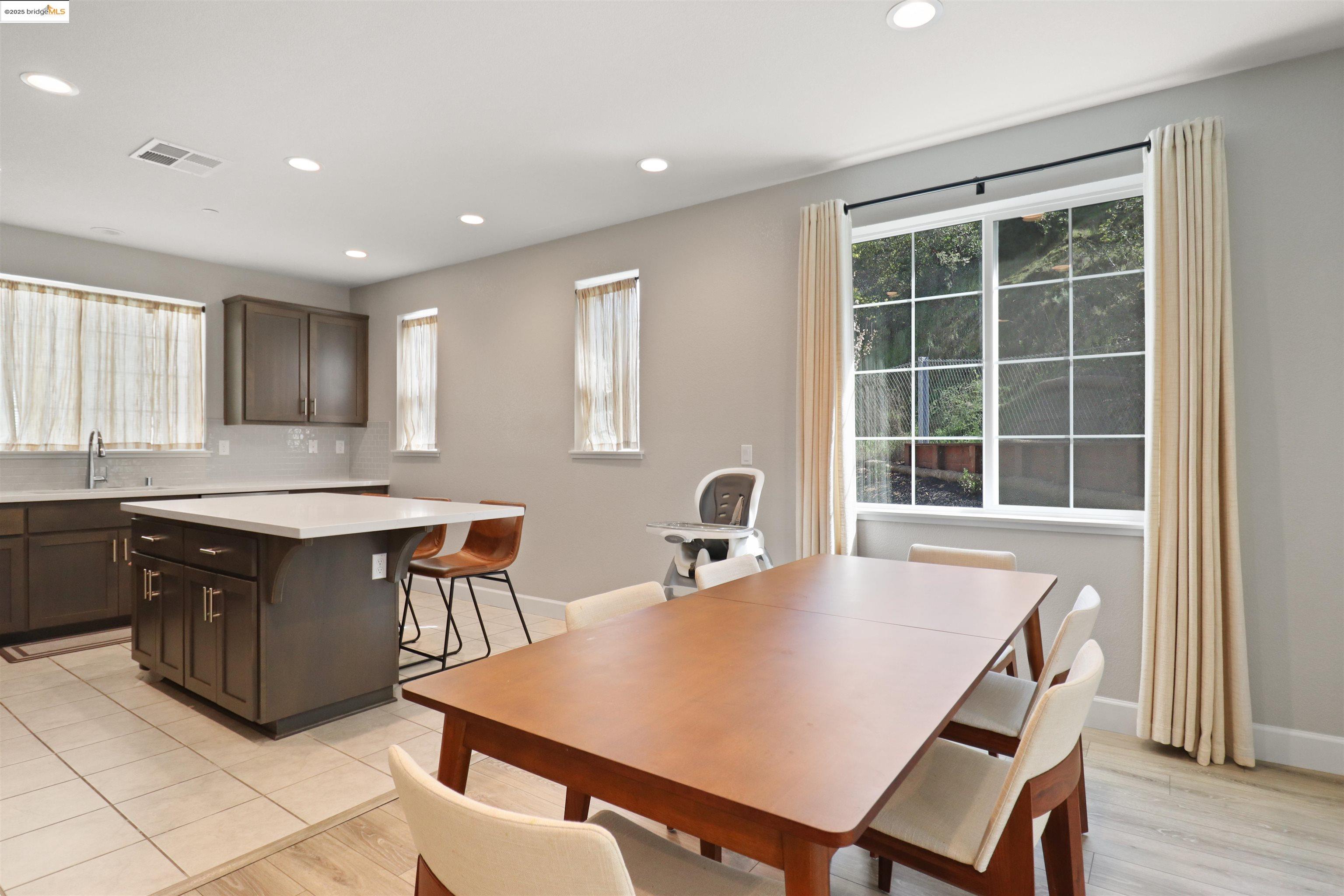 Photo #10: 41090264 Listing: Photo #10