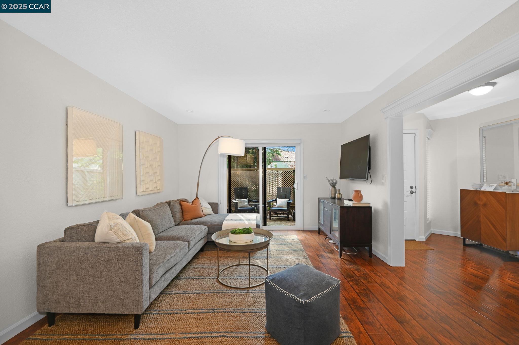Photo #2: 41090310 Listing 
