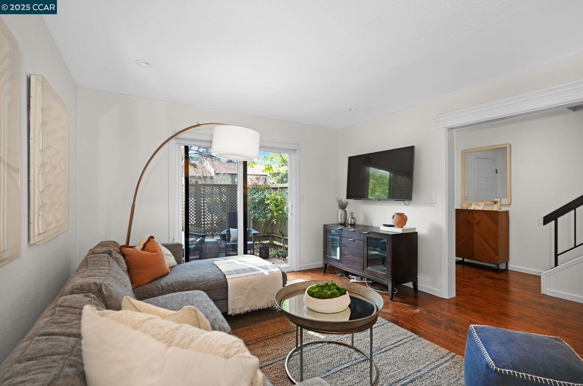 Photo #3: 41090310 Listing 
