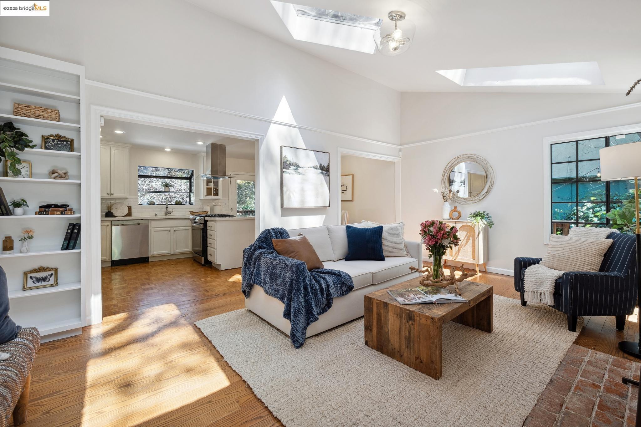 Thumbnail for 73 Homeglen Ln, Oakland, CA 94611