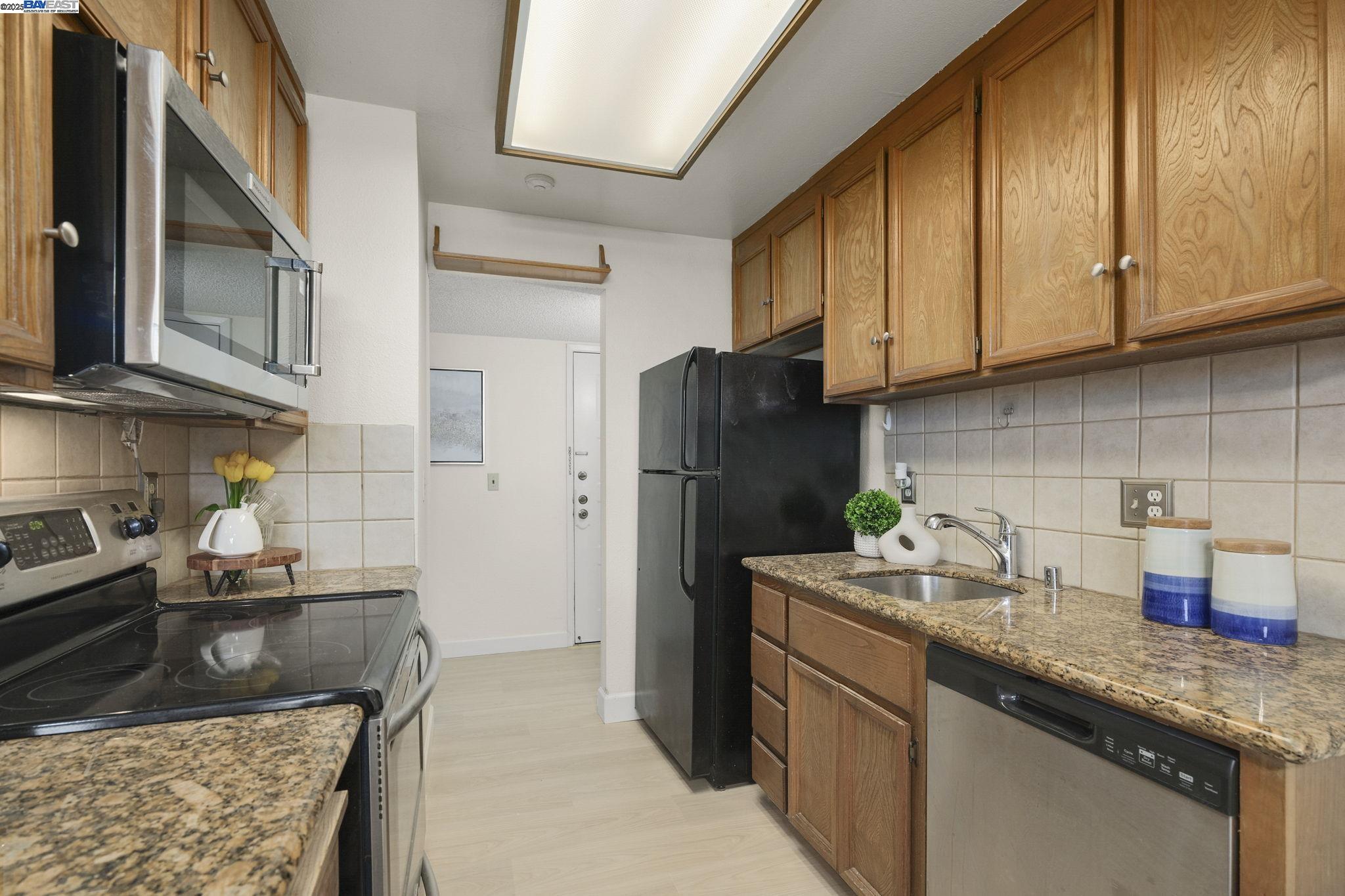 Photo #6: 41090335 Listing 