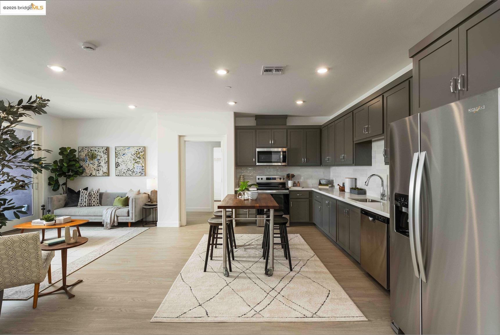 MLS: 41090370 Condo For Sale