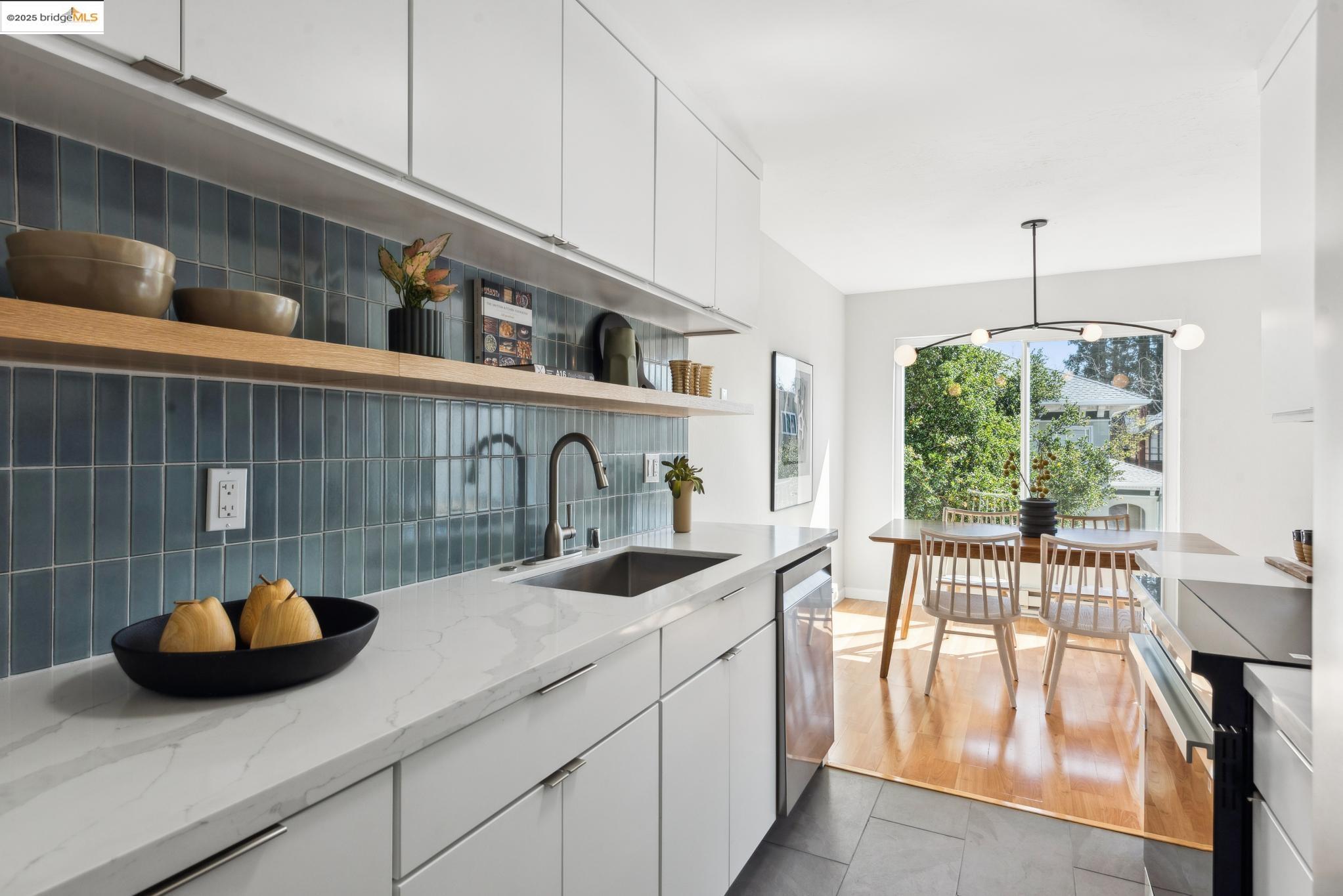 MLS: 41090371 Condo For Sale