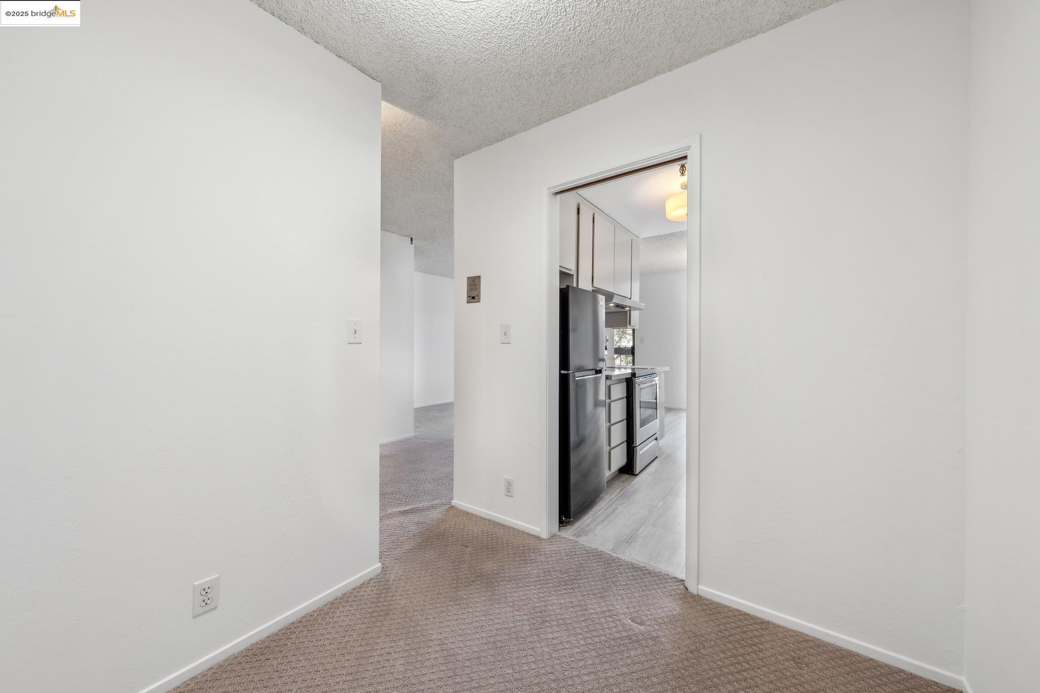 Photo #12: 41090381 Listing: Photo #12