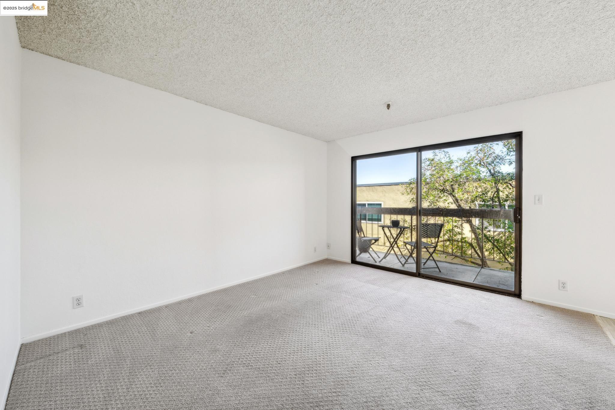 Photo #7: 41090381 Listing: Photo #7