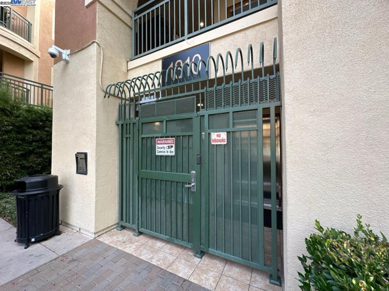 Detail Gallery Image 2 of 21 For 1310 Saddle Rack St #234,  San Jose,  CA 95126 - 1 Beds | 1 Baths