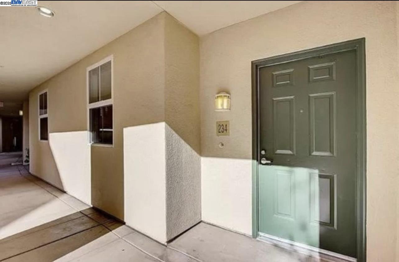 Detail Gallery Image 3 of 21 For 1310 Saddle Rack St #234,  San Jose,  CA 95126 - 1 Beds | 1 Baths