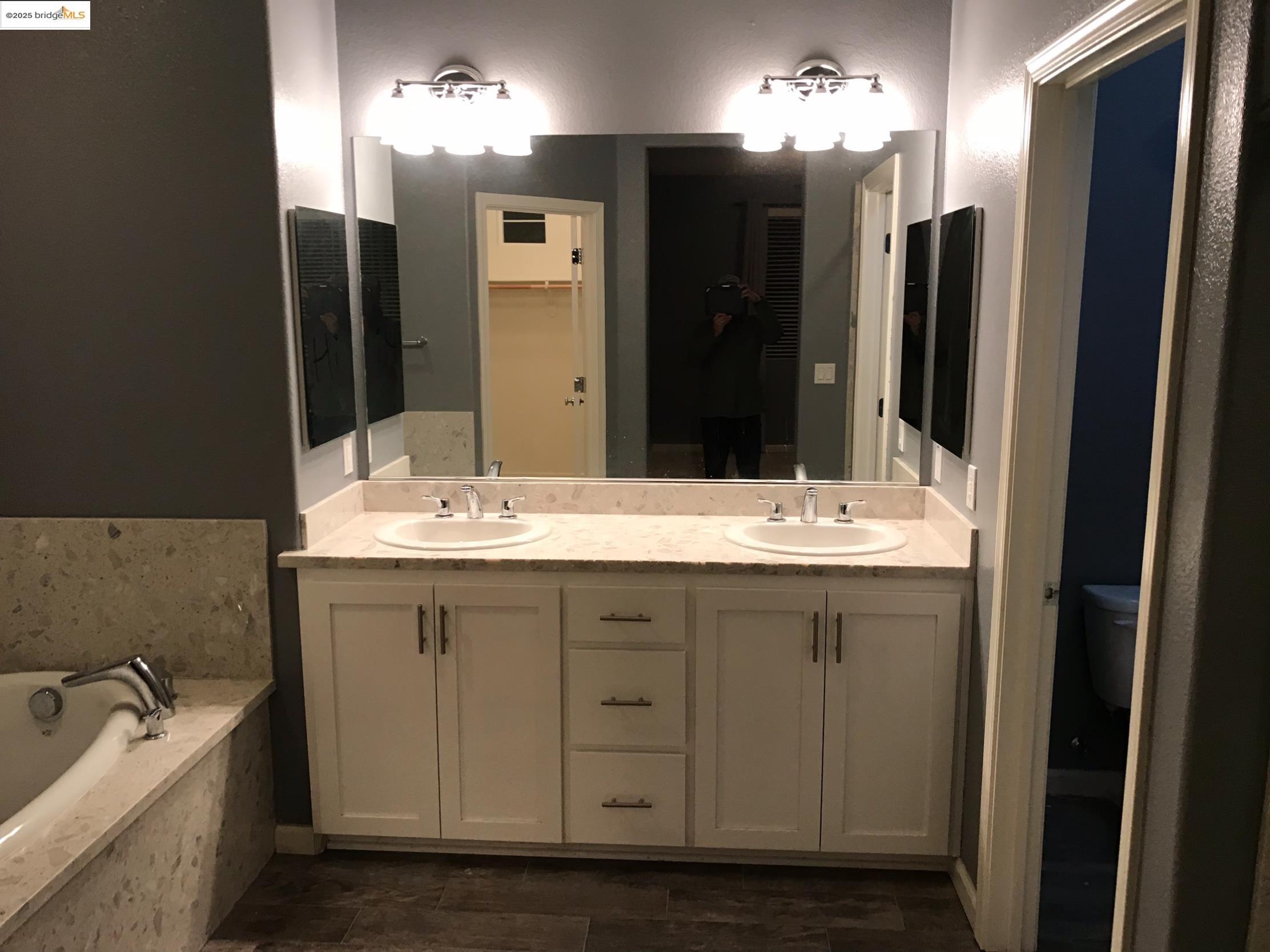 Detail Gallery Image 25 of 32 For 482 Crimson Clover Ct., Brentwood,  CA 94513 - 3 Beds | 2/1 Baths
