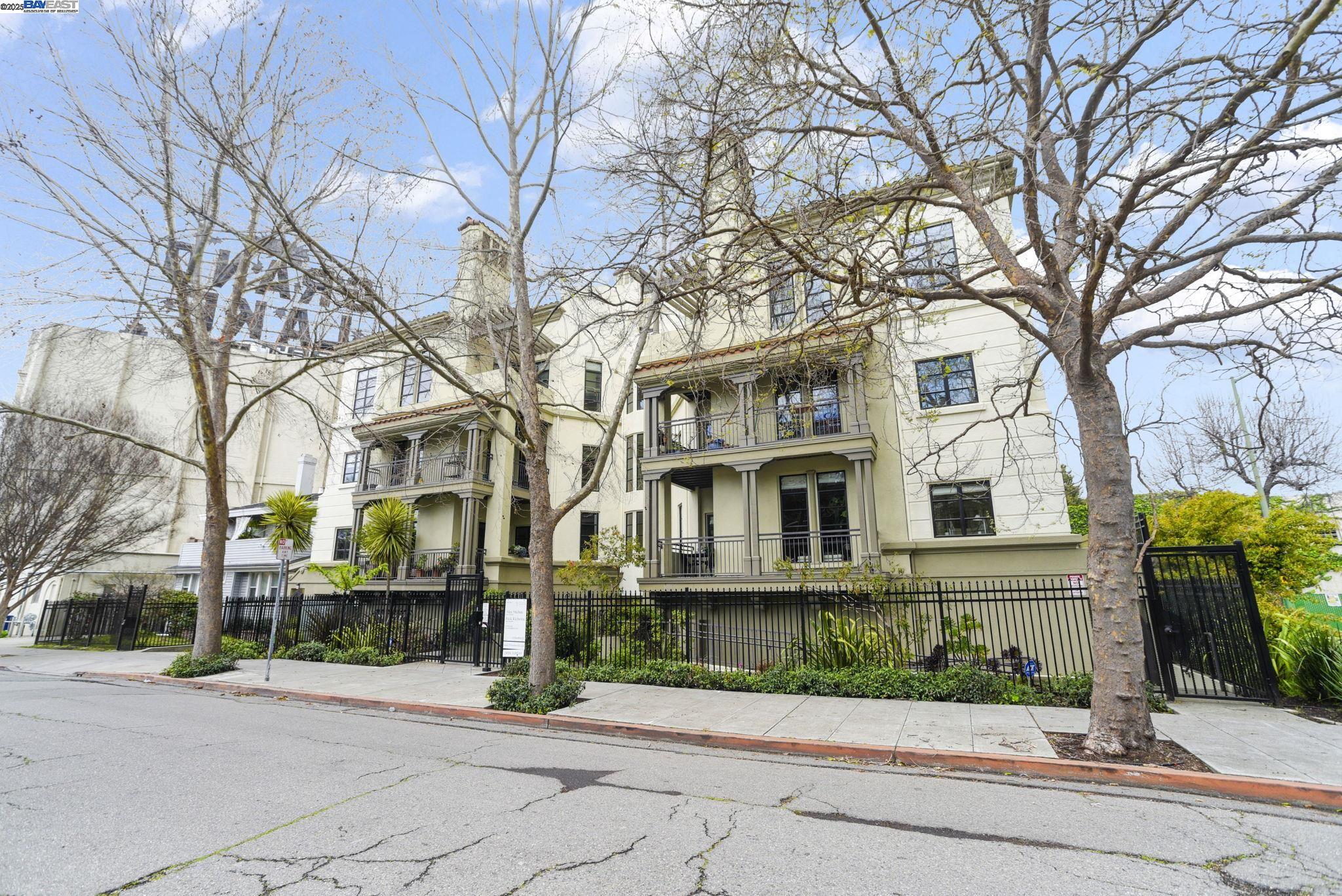 Photo #2: 41090400 Listing 