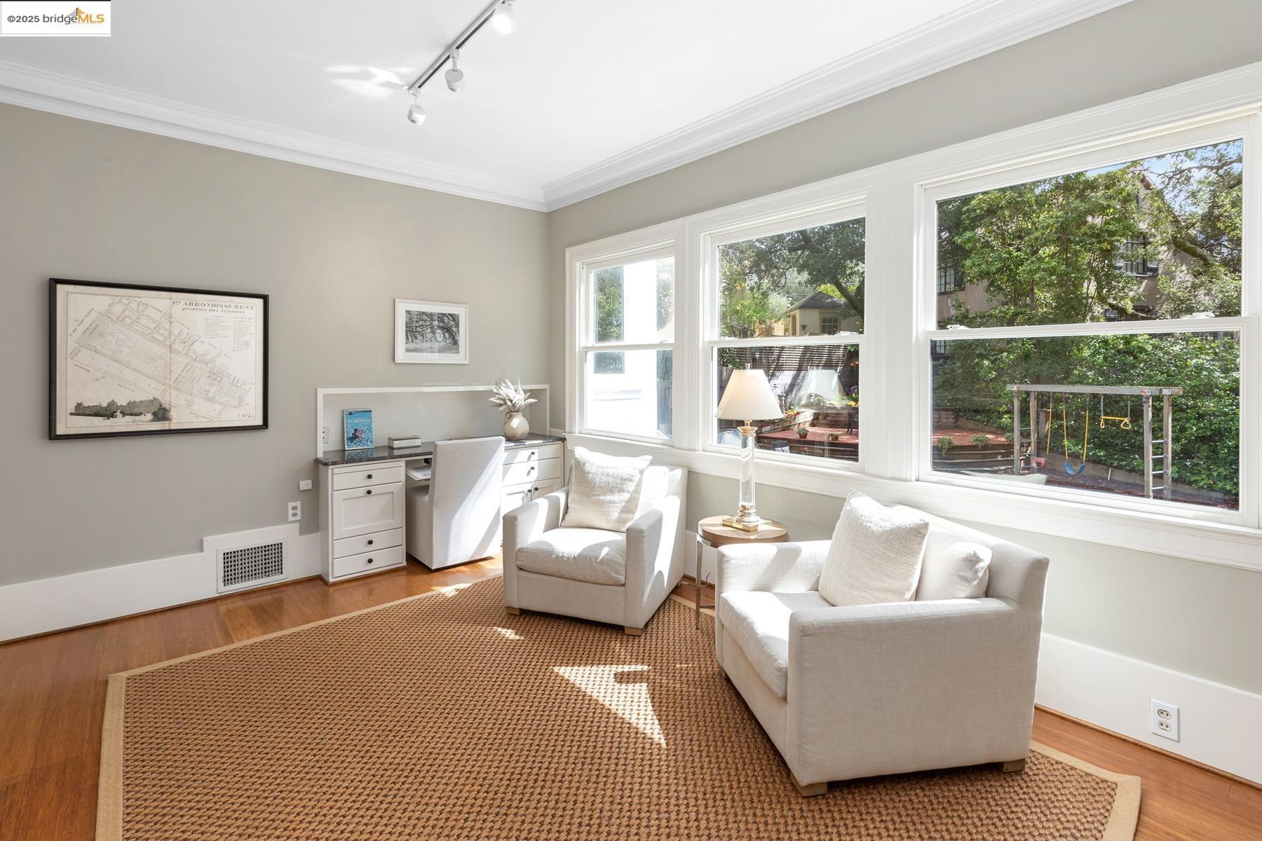 Detail Gallery Image 23 of 59 For 1 Brookside Avenue, Berkeley,  CA 94705 - 3 Beds | 3/2 Baths