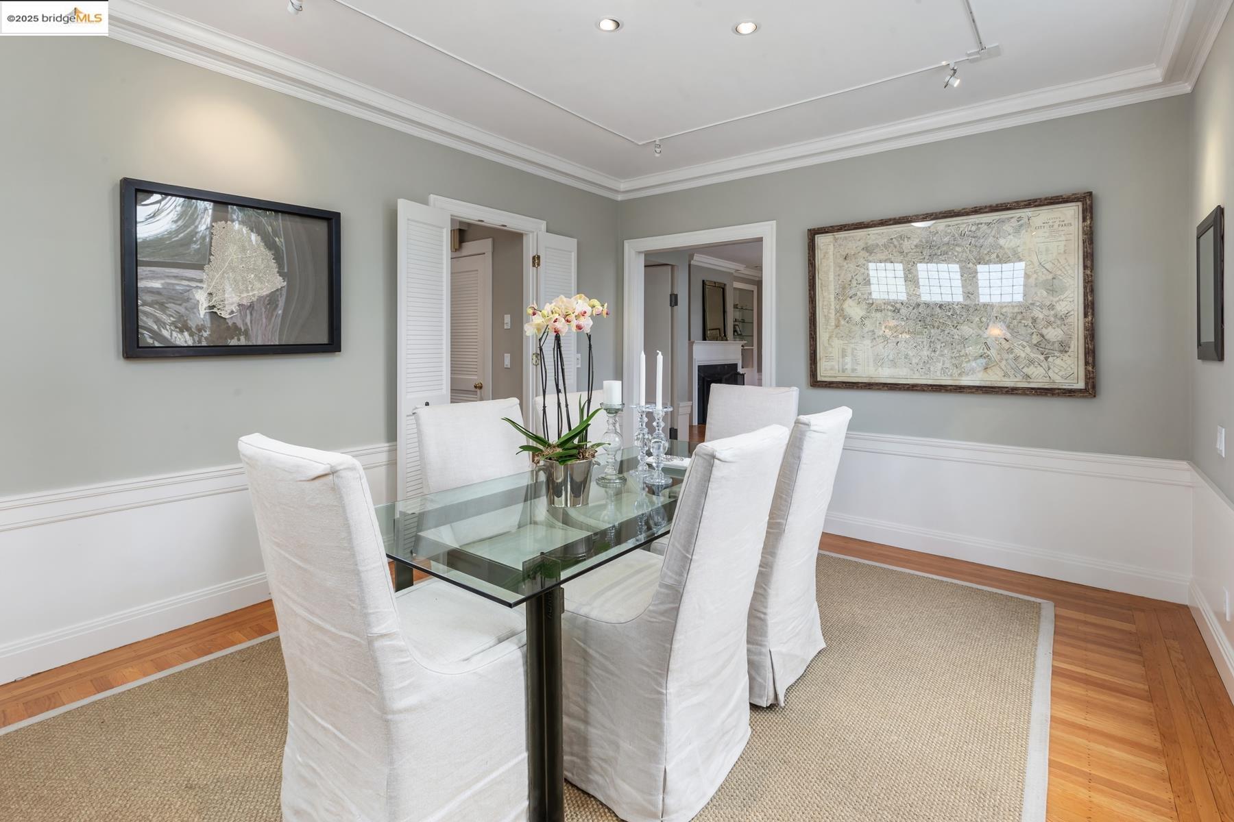 Detail Gallery Image 9 of 59 For 1 Brookside Avenue, Berkeley,  CA 94705 - 3 Beds | 3/2 Baths