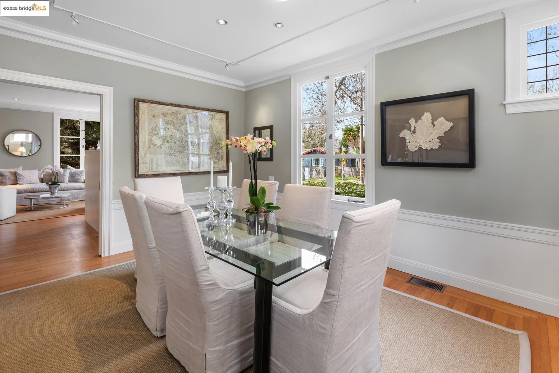 Detail Gallery Image 10 of 59 For 1 Brookside Avenue, Berkeley,  CA 94705 - 3 Beds | 3/2 Baths