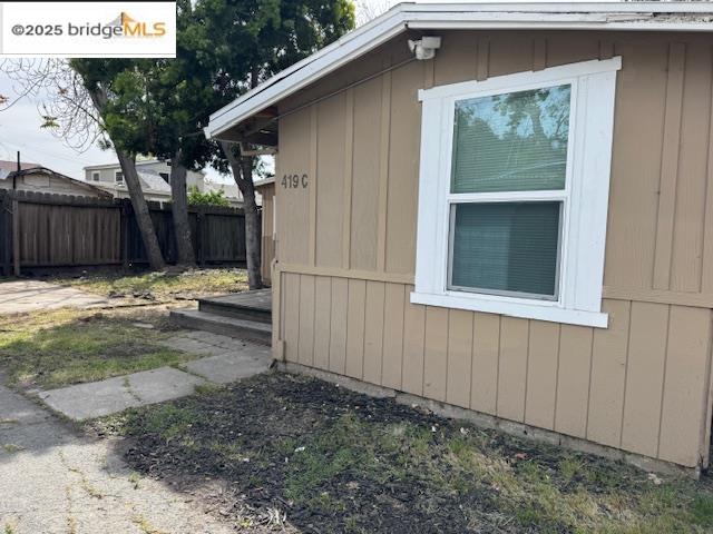 Detail Gallery Image 2 of 18 For 419 W 19th St #C,  Antioch,  CA 94509 - 3 Beds | 1 Baths