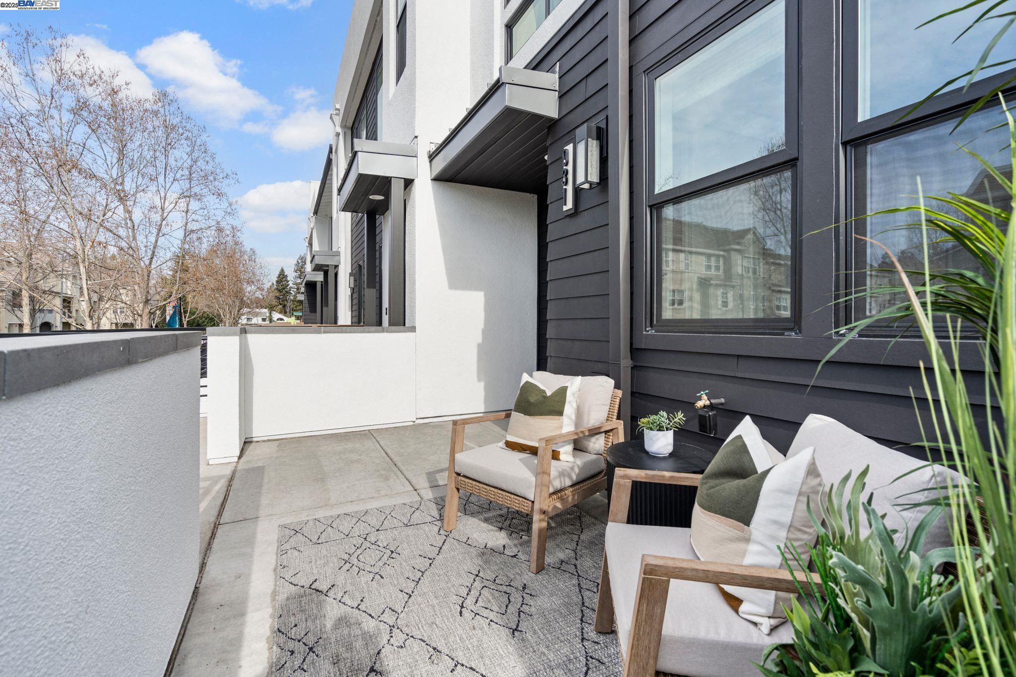 Detail Gallery Image 6 of 42 For 981 Harcot Court, San Jose,  CA 95133 - 4 Beds | 4 Baths