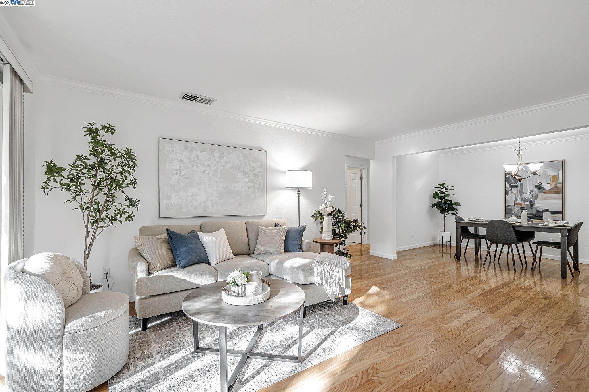 Photo #5: 41090427 Listing 