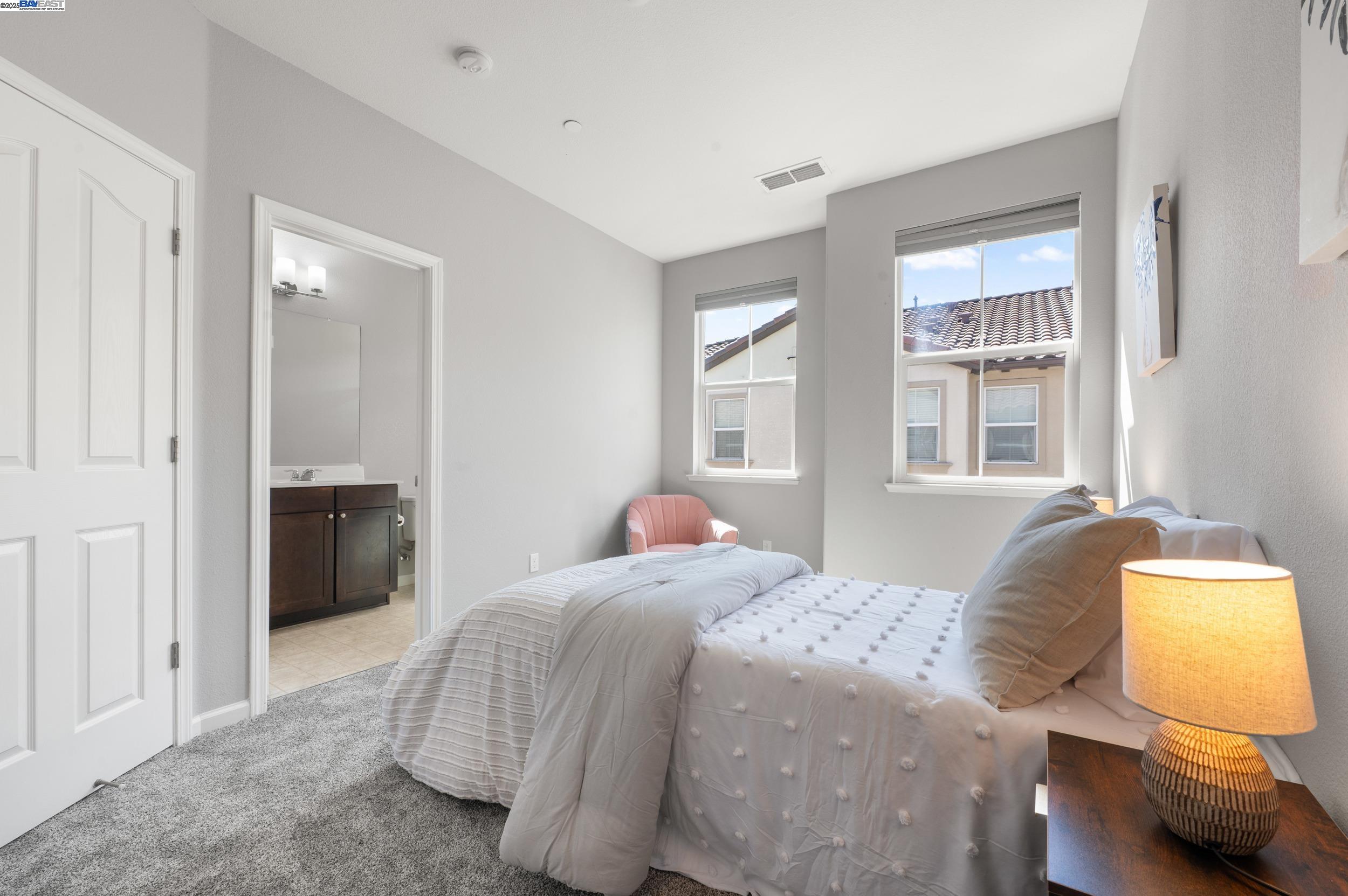 Detail Gallery Image 23 of 53 For 678 Barcelona Loop, Milpitas,  CA 95035 - 3 Beds | 3/1 Baths