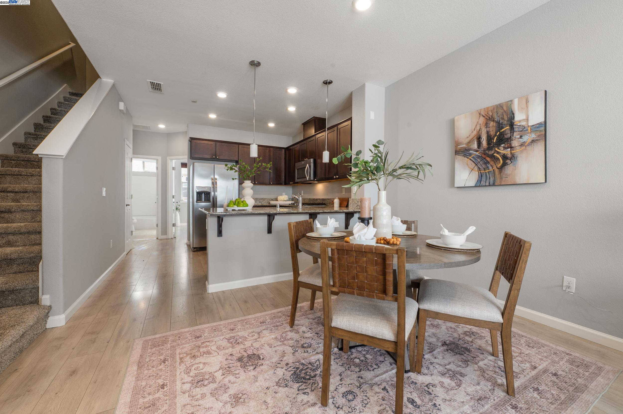 Detail Gallery Image 9 of 53 For 678 Barcelona Loop, Milpitas,  CA 95035 - 3 Beds | 3/1 Baths