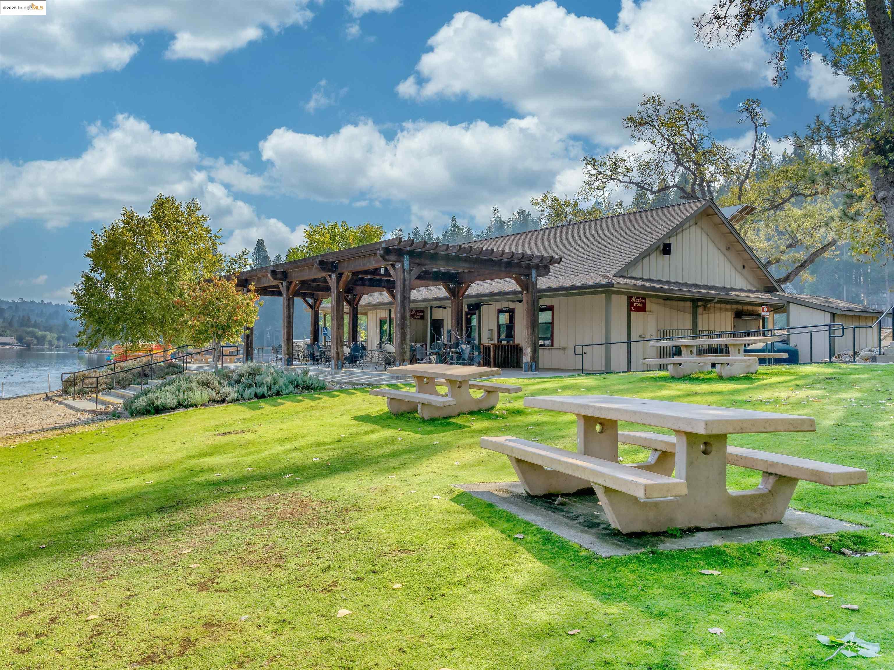 Detail Gallery Image 40 of 58 For 20915 Elderberry Way, Groveland,  CA 95321-9335 - – Beds | – Baths
