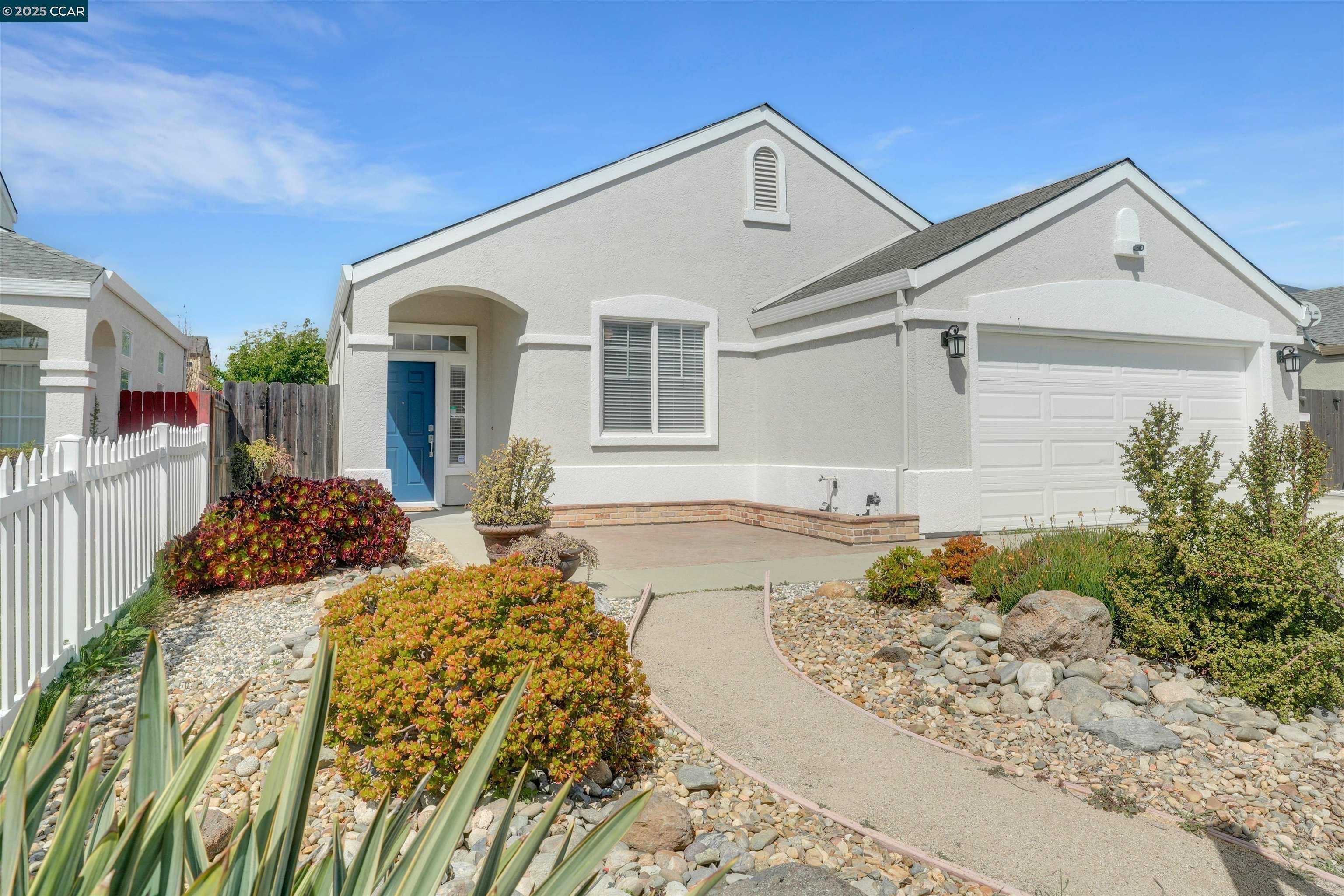 Detail Gallery Image 1 of 1 For 463 Gordon St, Rio Vista,  CA 94571 - 3 Beds | 2 Baths