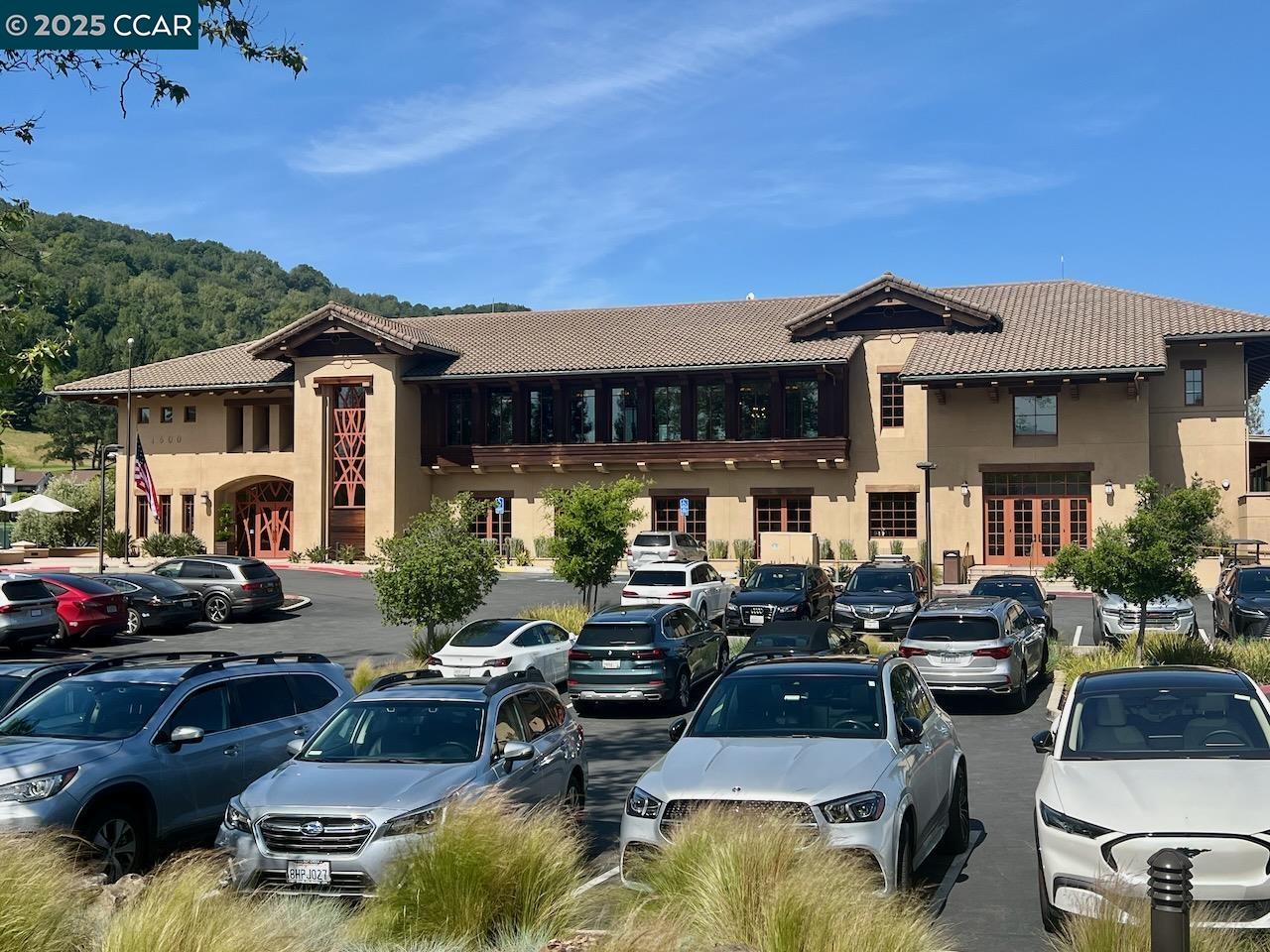 Detail Gallery Image 27 of 34 For 812 Country Club Dr, Moraga,  CA 94556 - 2 Beds | 2 Baths