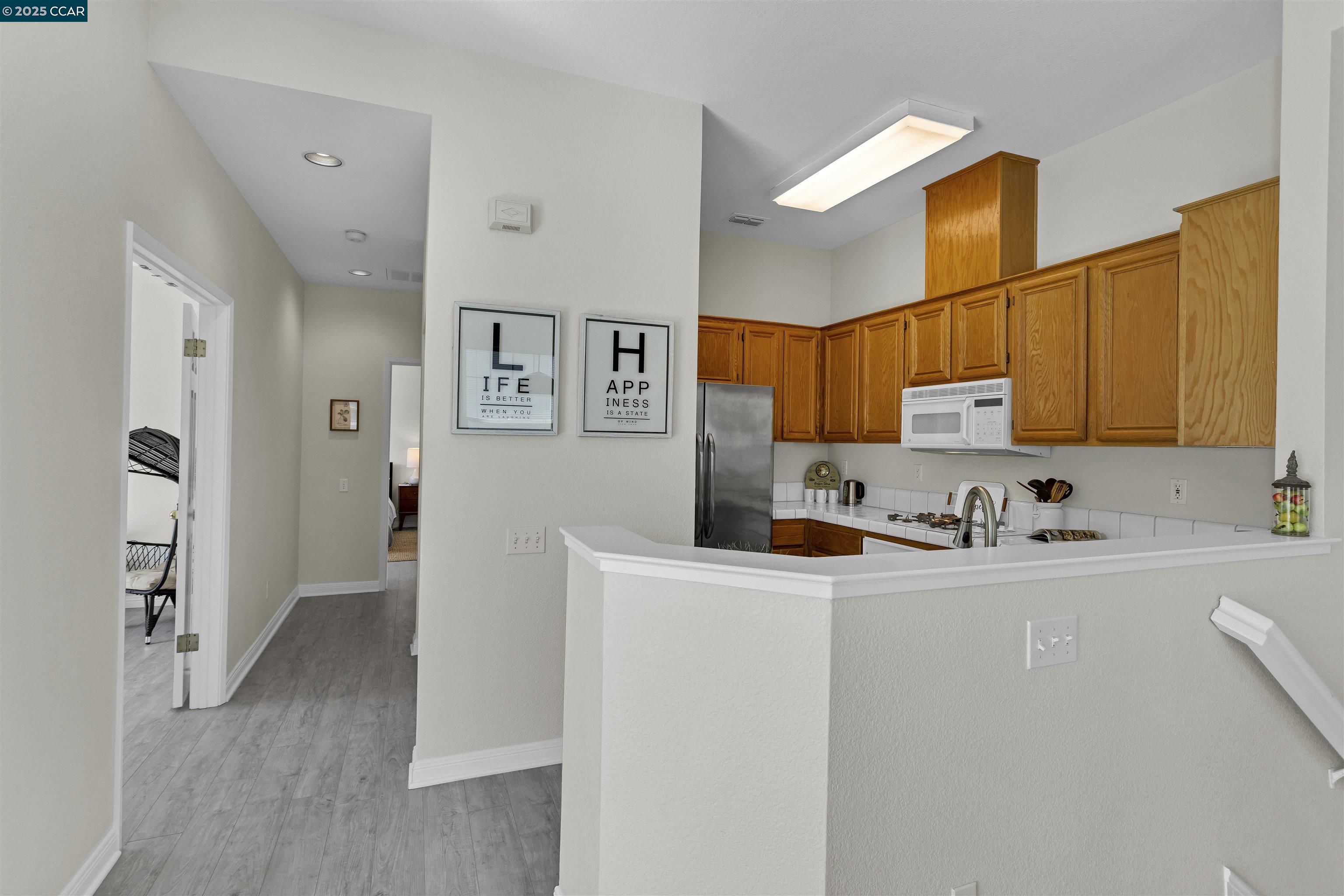 Detail Gallery Image 12 of 26 For 4605 Keller Ridge Dr, Clayton,  CA 94517 - 2 Beds | 2 Baths