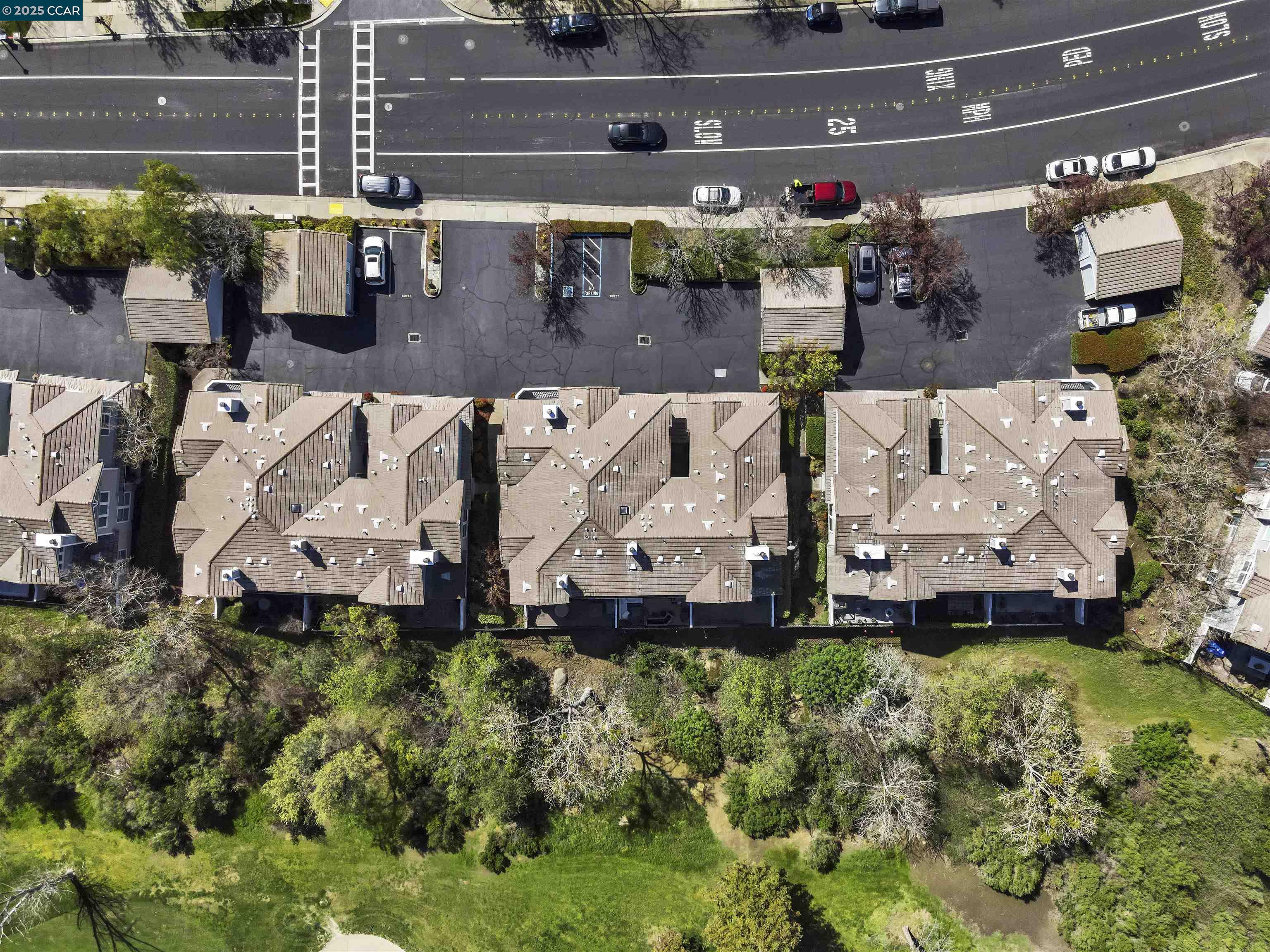 Detail Gallery Image 22 of 26 For 4605 Keller Ridge Dr, Clayton,  CA 94517 - 2 Beds | 2 Baths