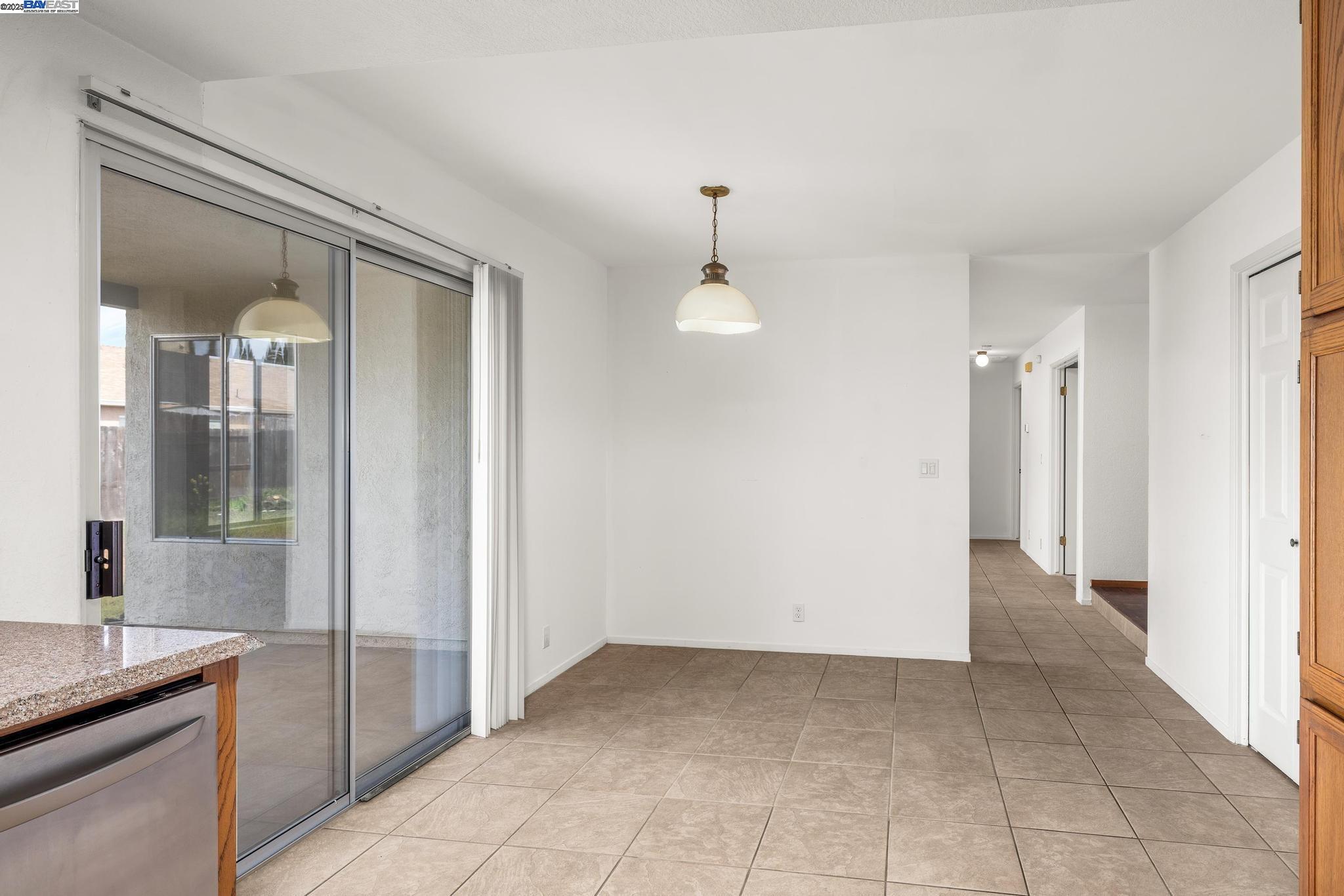 Detail Gallery Image 13 of 36 For 3809 Tumbleweed Ct, Modesto,  CA 95355 - 3 Beds | 2 Baths