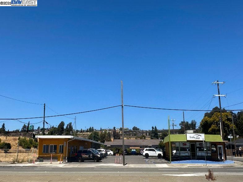 Detail Gallery Image 2 of 19 For , Hayward,  CA 94541 - – Beds | – Baths