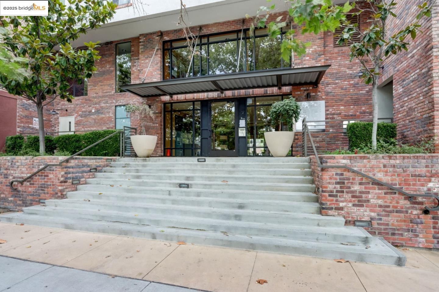 Detail Gallery Image 4 of 14 For 1060 S 3rd St #133,  San Jose,  CA 95112 - 1 Beds | 1 Baths