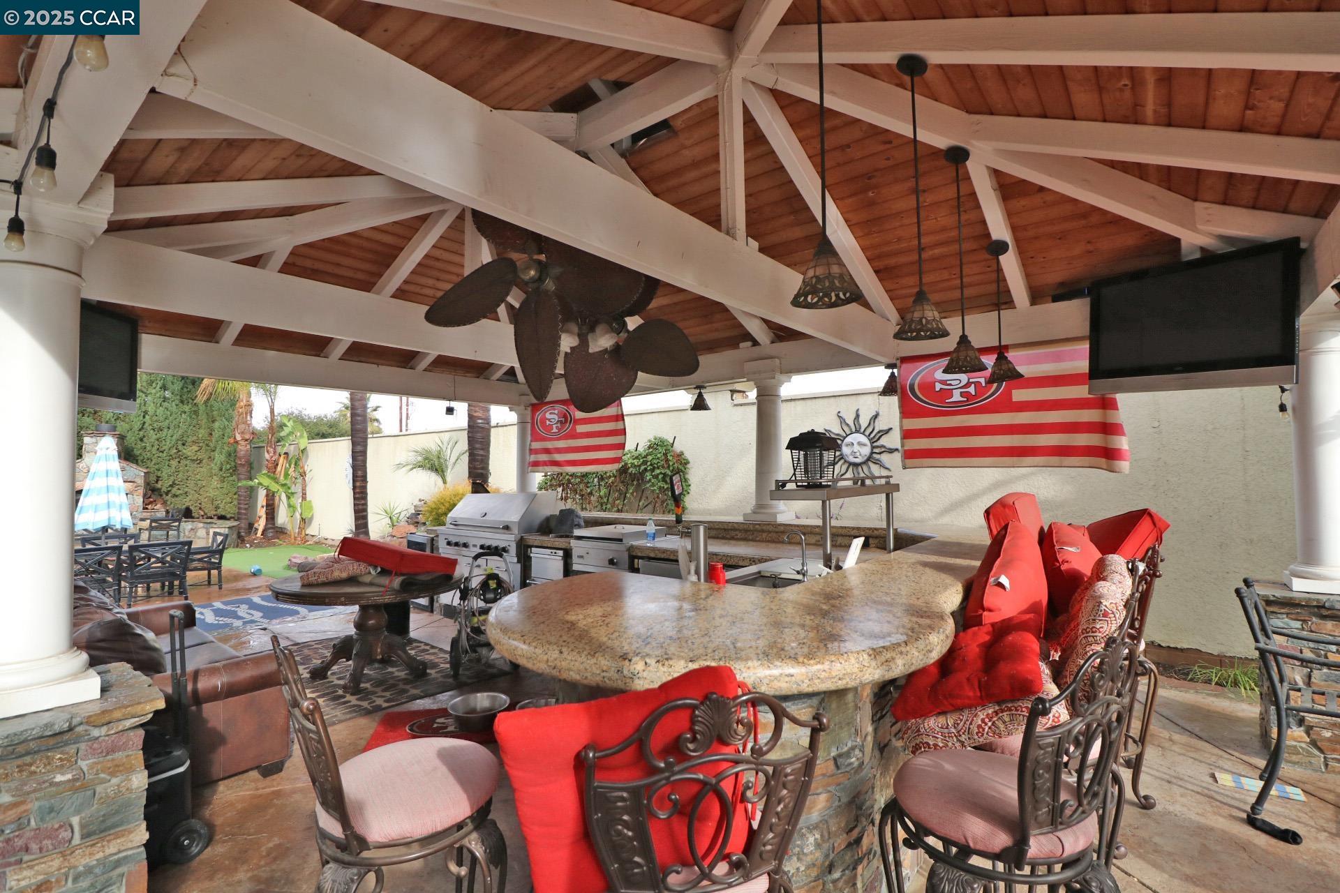 Detail Gallery Image 16 of 23 For 1097 Teal Ct, Brentwood,  CA 94513 - 4 Beds | 3/1 Baths