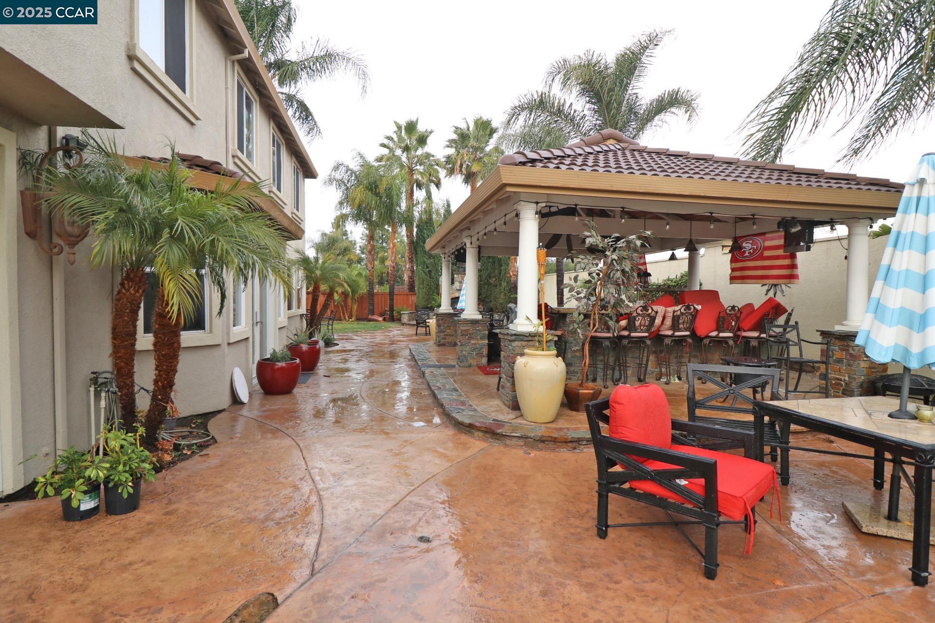 Detail Gallery Image 9 of 23 For 1097 Teal Ct, Brentwood,  CA 94513 - 4 Beds | 3/1 Baths