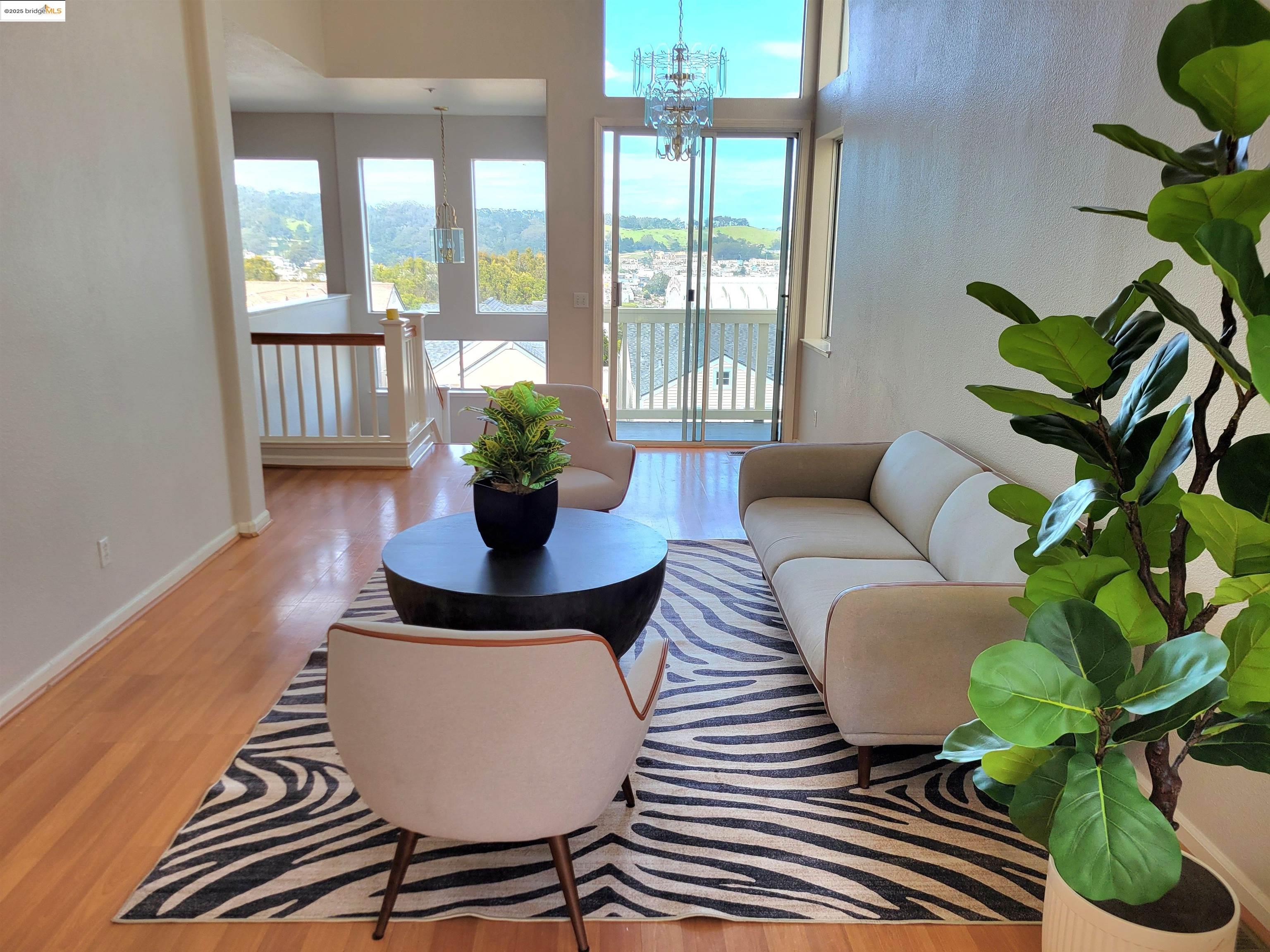 Detail Gallery Image 2 of 24 For 386 Bay Ridge Drive, Daly City,  CA 94014 - 4 Beds | 2/1 Baths