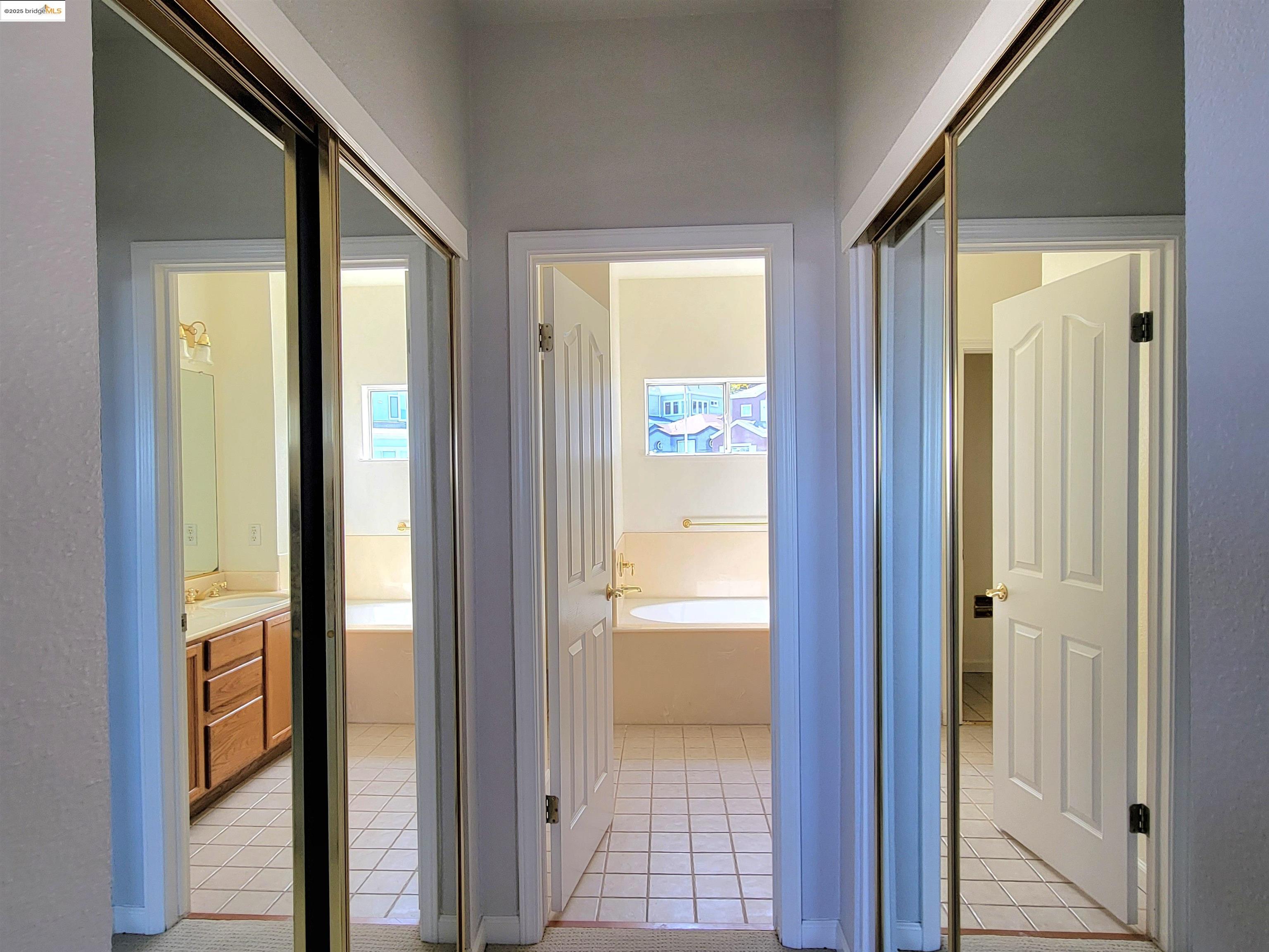 Detail Gallery Image 23 of 24 For 386 Bay Ridge Drive, Daly City,  CA 94014 - 4 Beds | 2/1 Baths