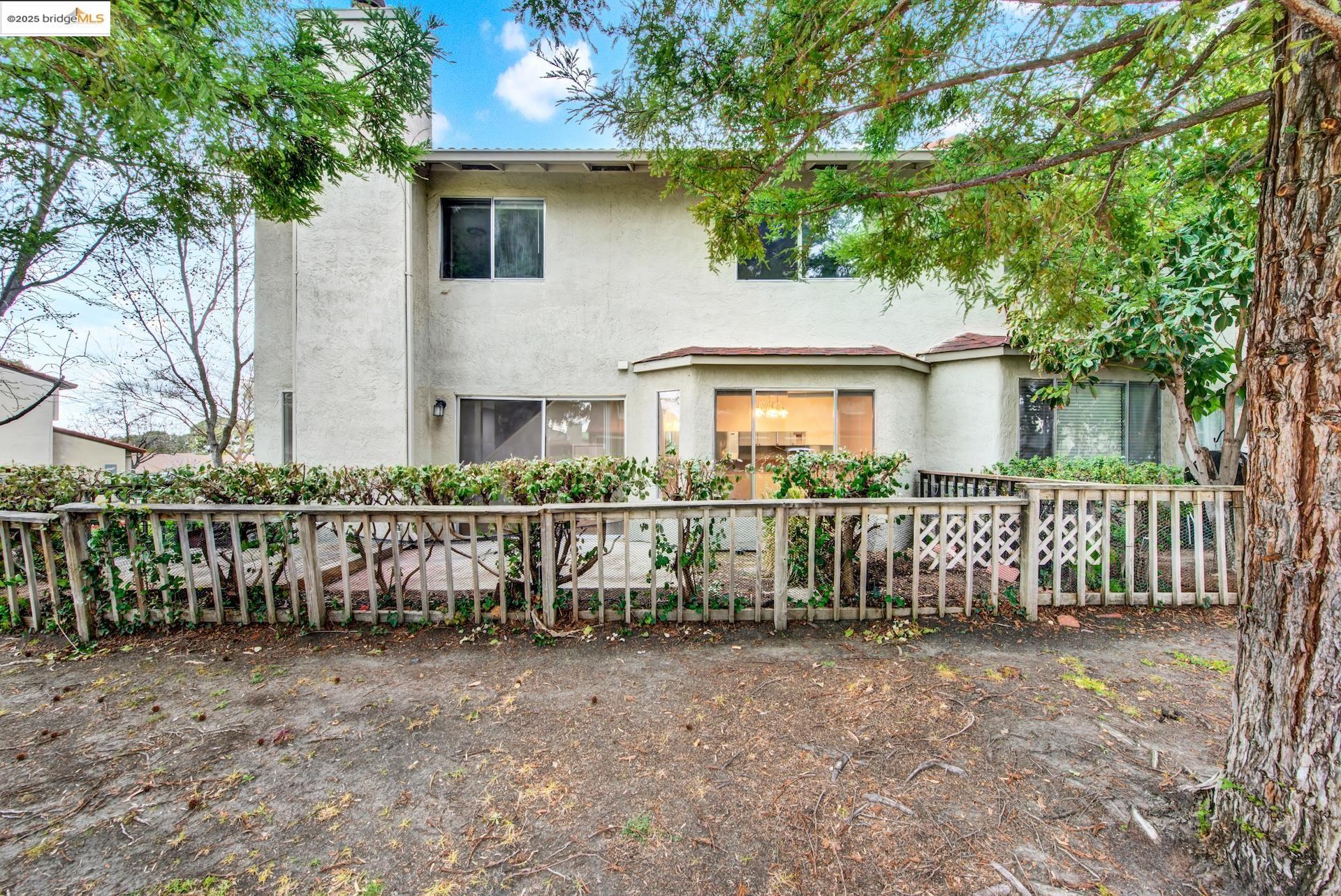 Photo #2: 41090535 Listing 