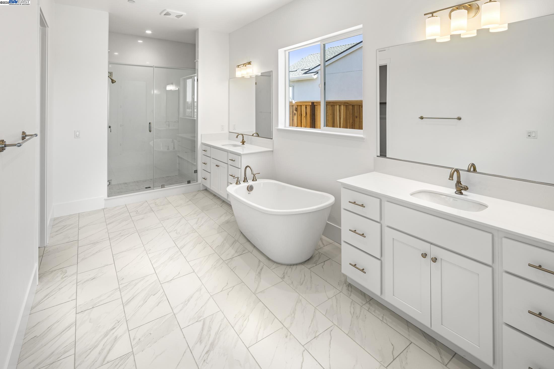 Detail Gallery Image 11 of 22 For 6008 Windsweep Rd, Bethel Island,  CA 94511 - 3 Beds | 2 Baths