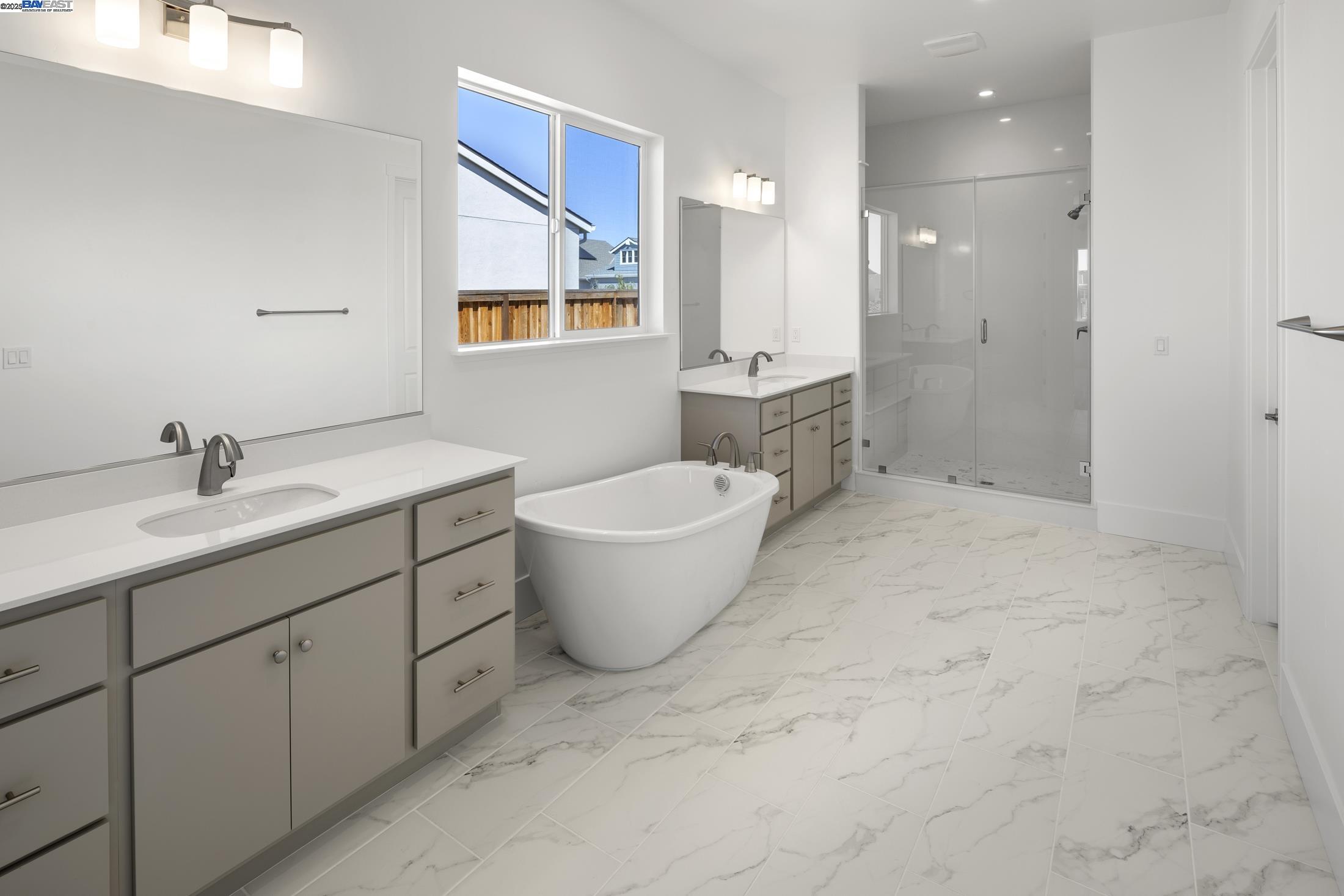 Detail Gallery Image 11 of 25 For 509 Channel Pl, Bethel Island,  CA 94511 - 3 Beds | 2 Baths