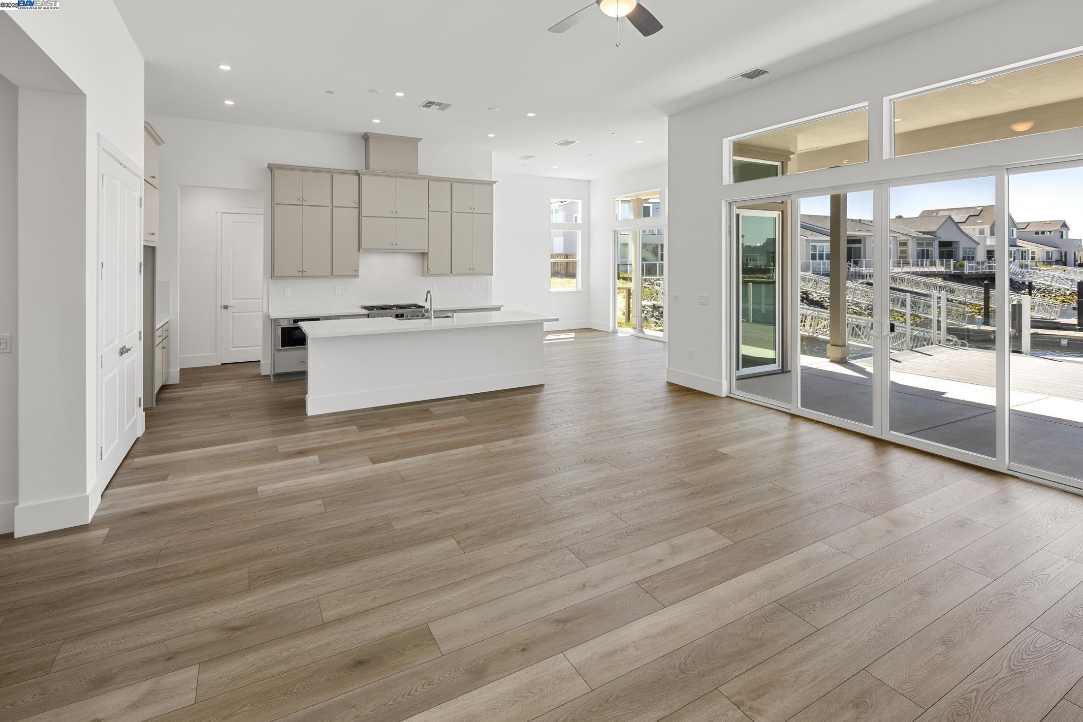 Detail Gallery Image 6 of 25 For 509 Channel Pl, Bethel Island,  CA 94511 - 3 Beds | 2 Baths