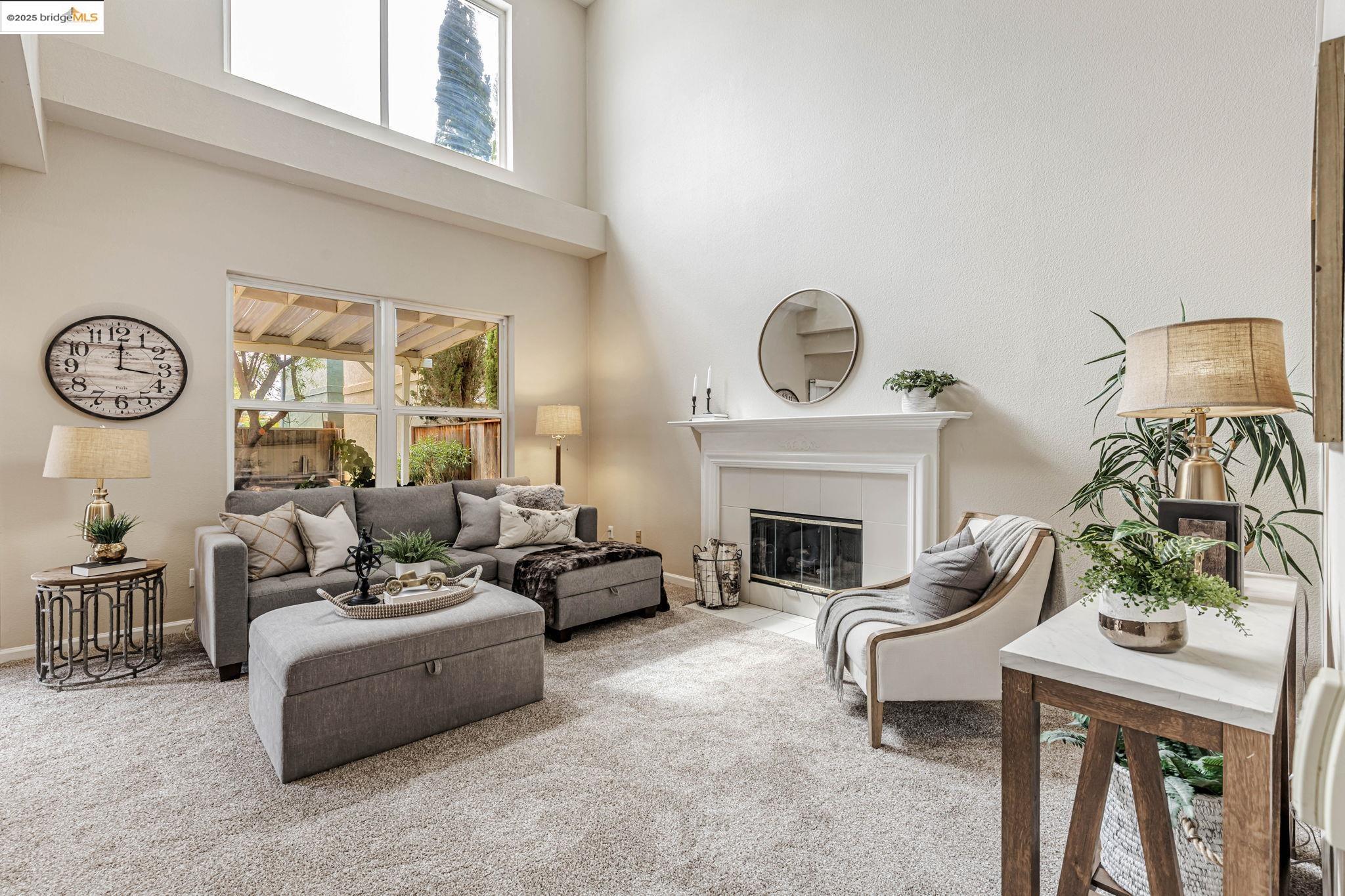 Detail Gallery Image 5 of 14 For 1090 Chaucer Dr, Brentwood,  CA 94513 - 3 Beds | 2/1 Baths